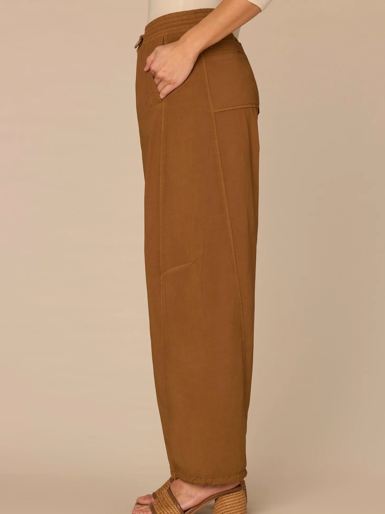 "Ab"leisure Skyrise Cinched Waist Toggle Hem Jogger Pants