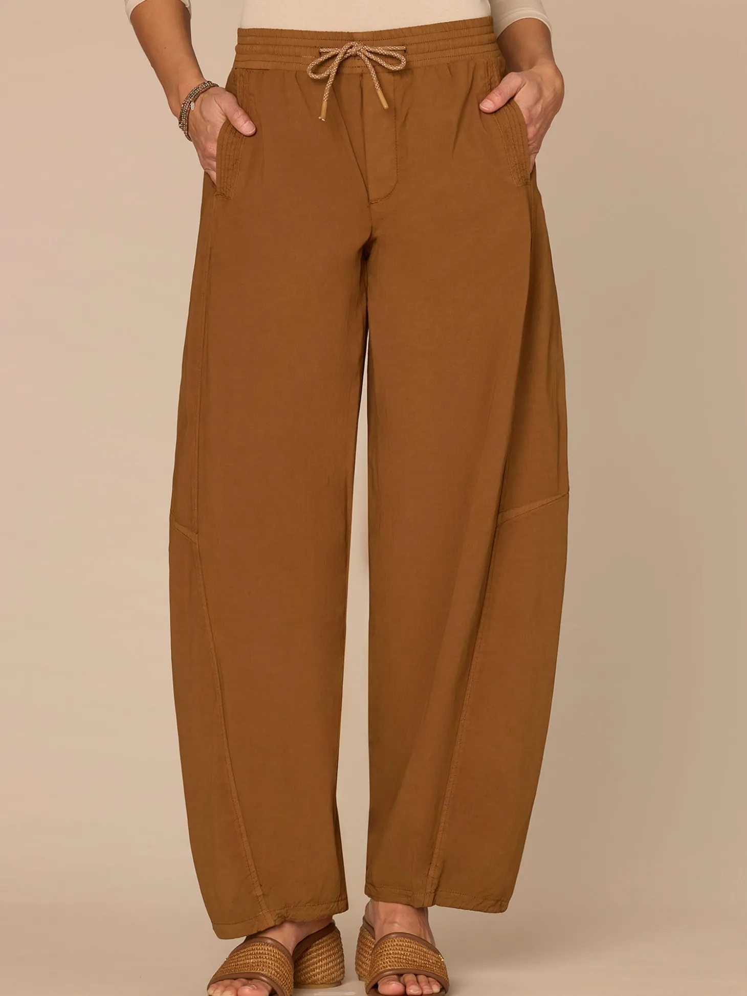 "Ab"leisure Skyrise Cinched Waist Toggle Hem Jogger Pants