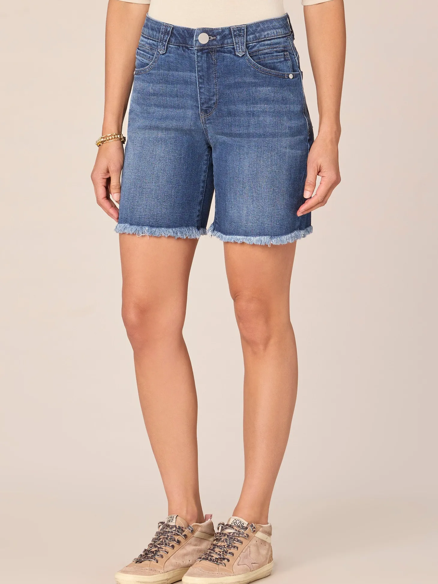 "Ab"solution High Rise Chewed Hem Short