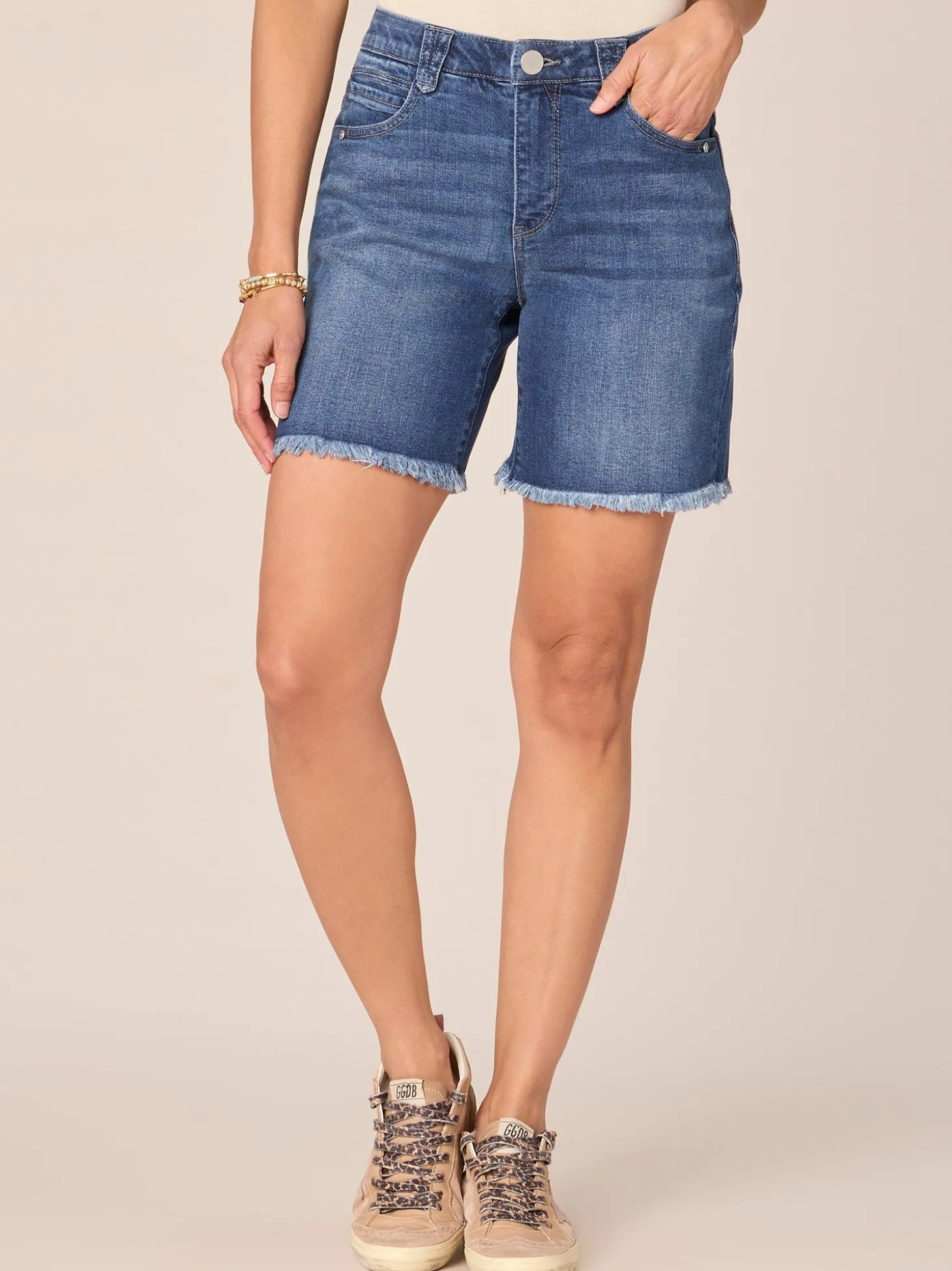 "Ab"solution High Rise Chewed Hem Short