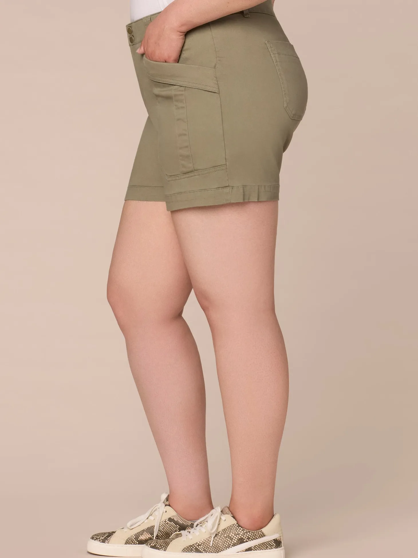"Ab"solution® High Rise Plus Colored 5 1/2" Cargo Shorts