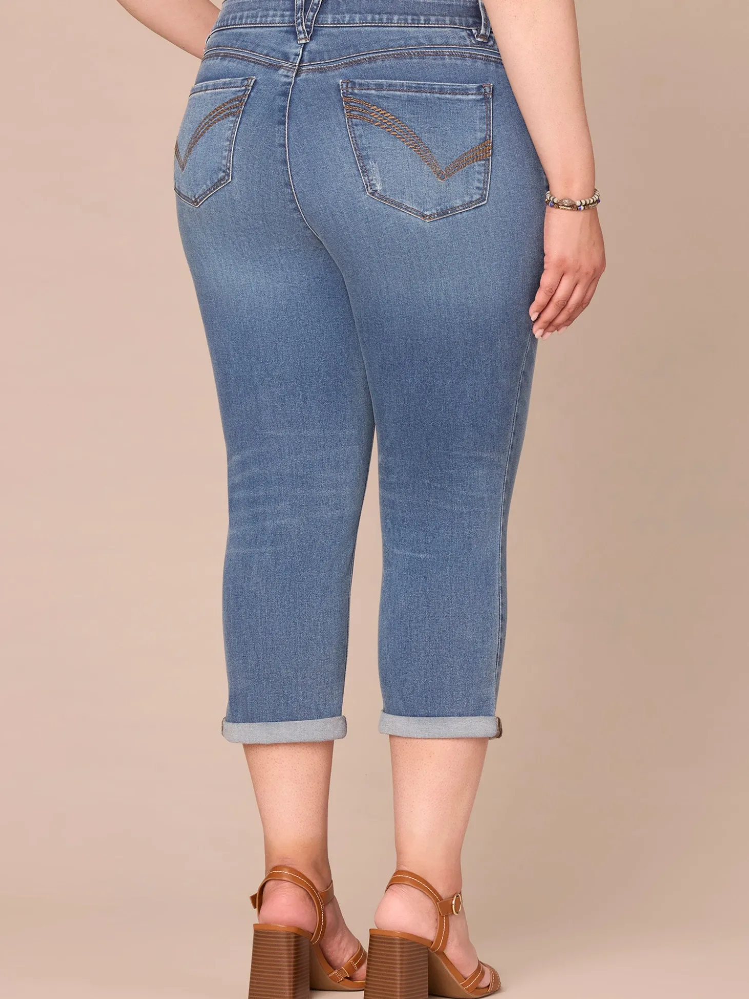 "Ab"solution High Rise Rope Embroidered Plus Size Modern Capri Jeans