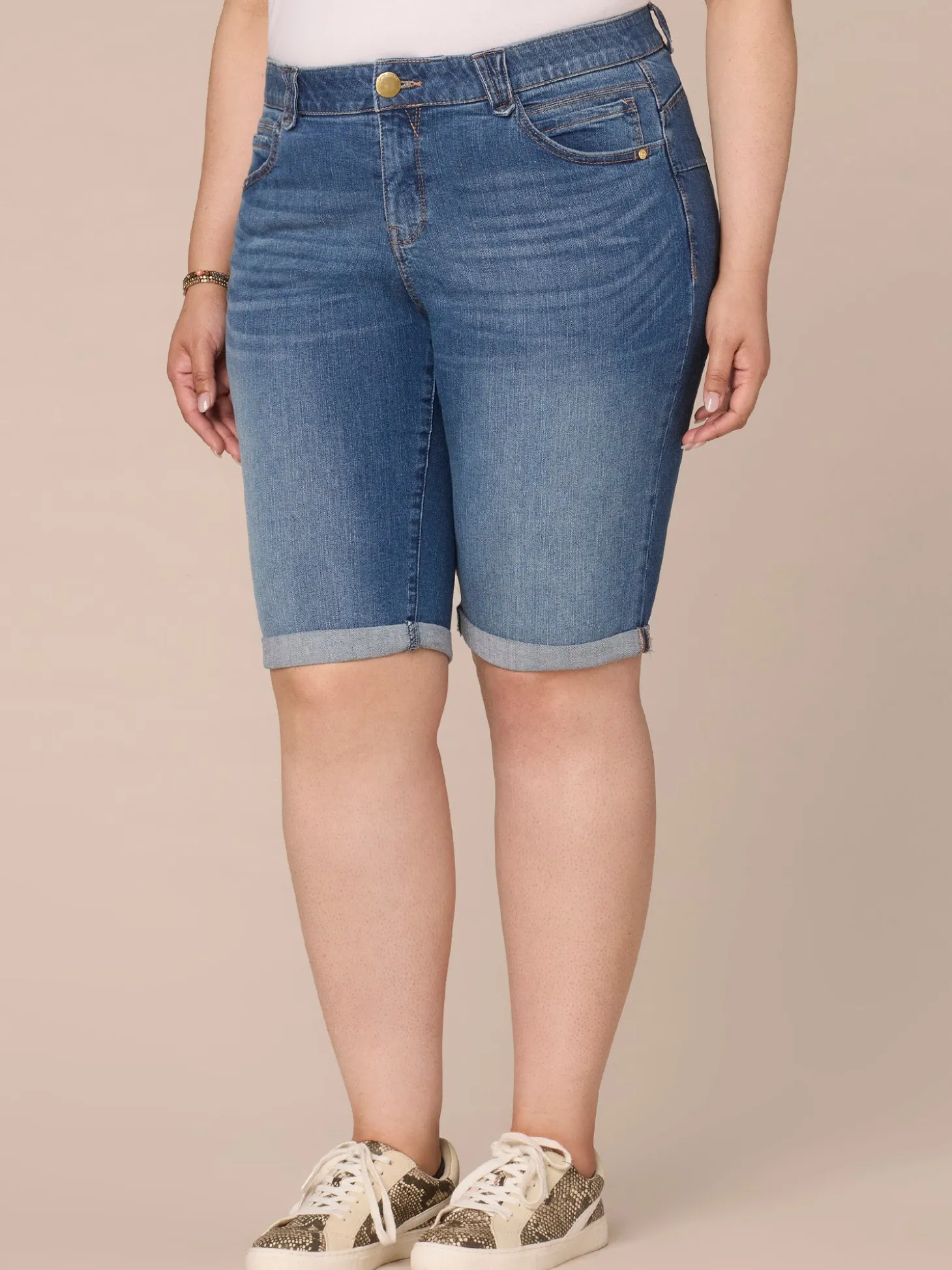 "Ab"solution Mid-Rise Bermuda Plus Size Shorts with Angled Dart Seams