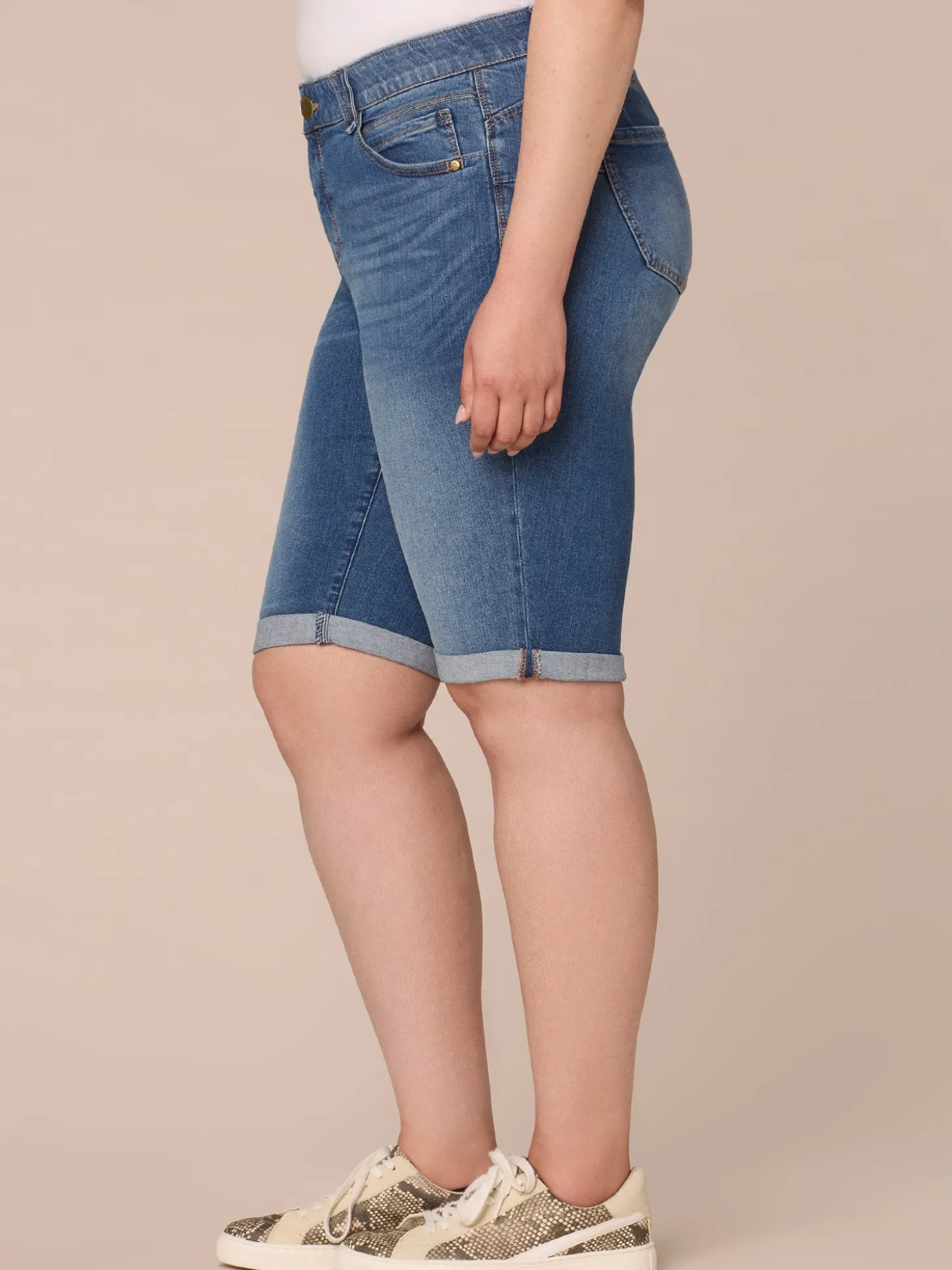"Ab"solution Mid-Rise Bermuda Plus Size Shorts with Angled Dart Seams