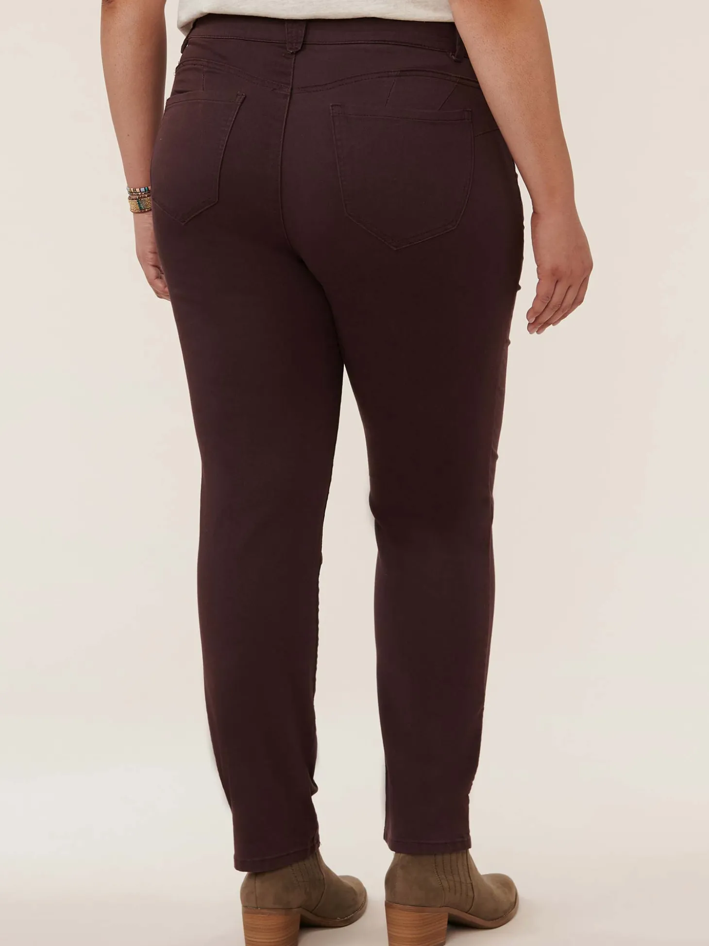 "Ab"solution® Mid-Rise Booty Lift Straight Leg Plus Size Colored Jeans