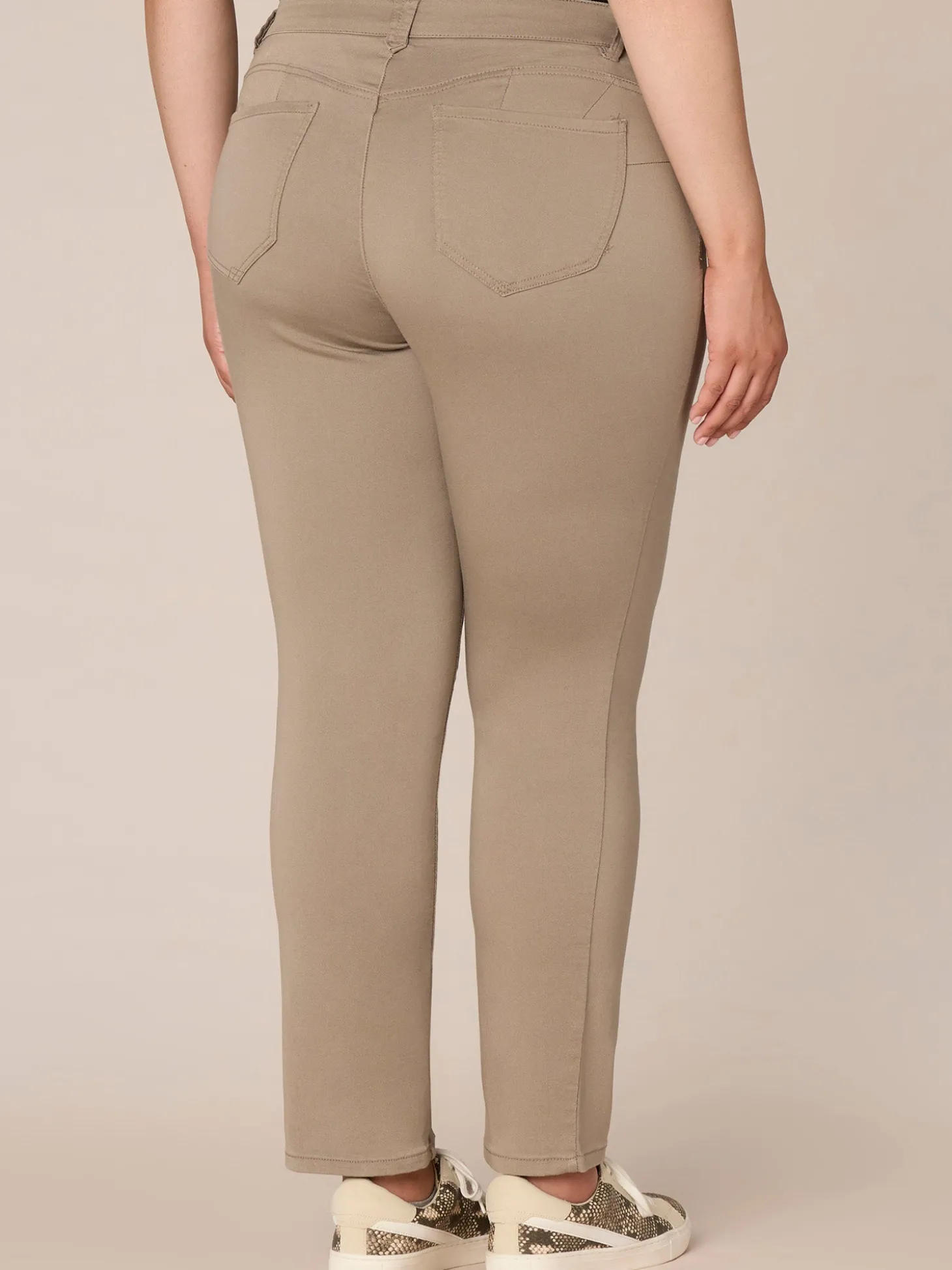 "Ab"solution® Mid-Rise Booty Lift Straight Leg Plus Size Colored Jeans