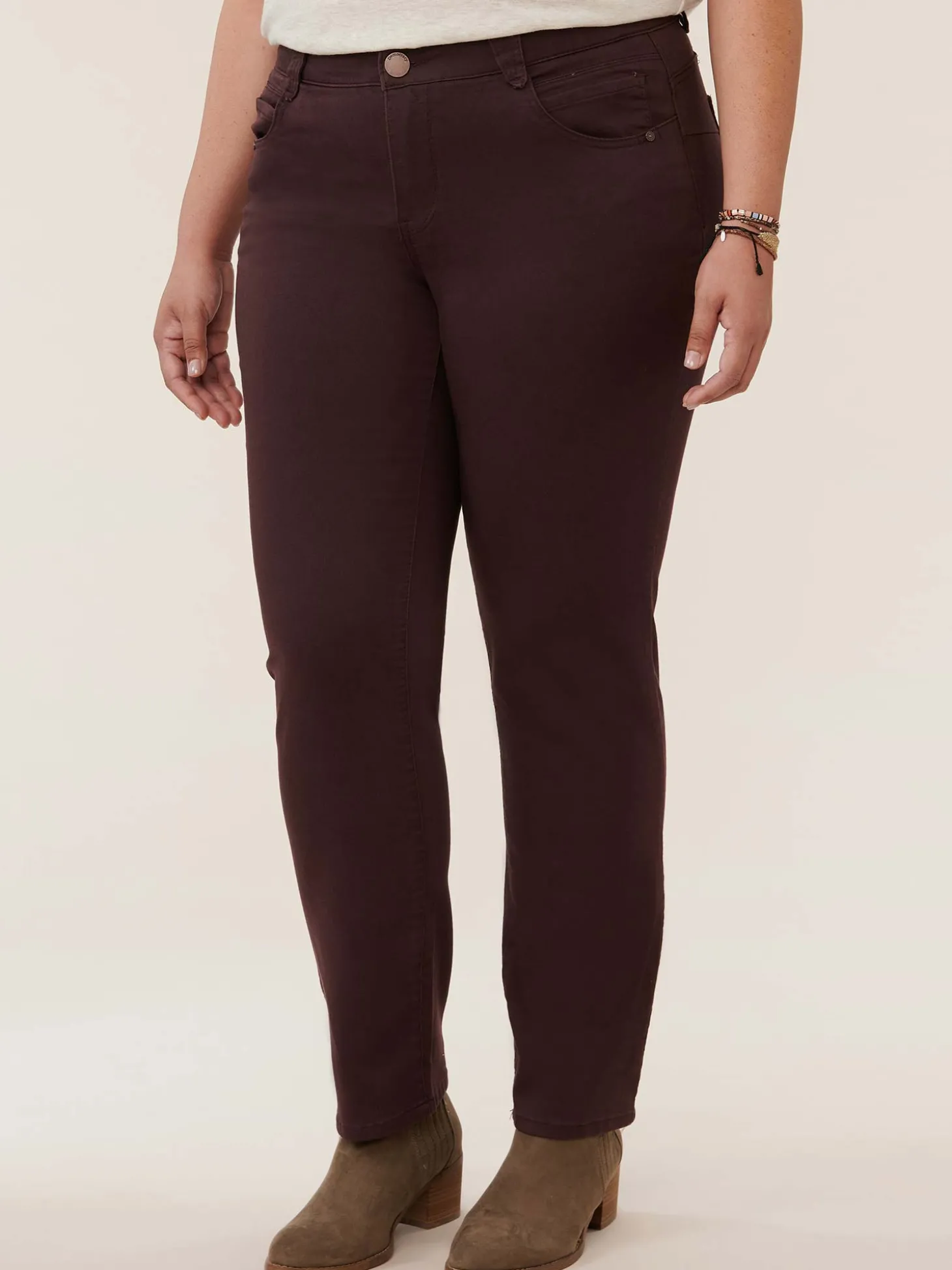 "Ab"solution® Mid-Rise Booty Lift Straight Leg Plus Size Colored Jeans