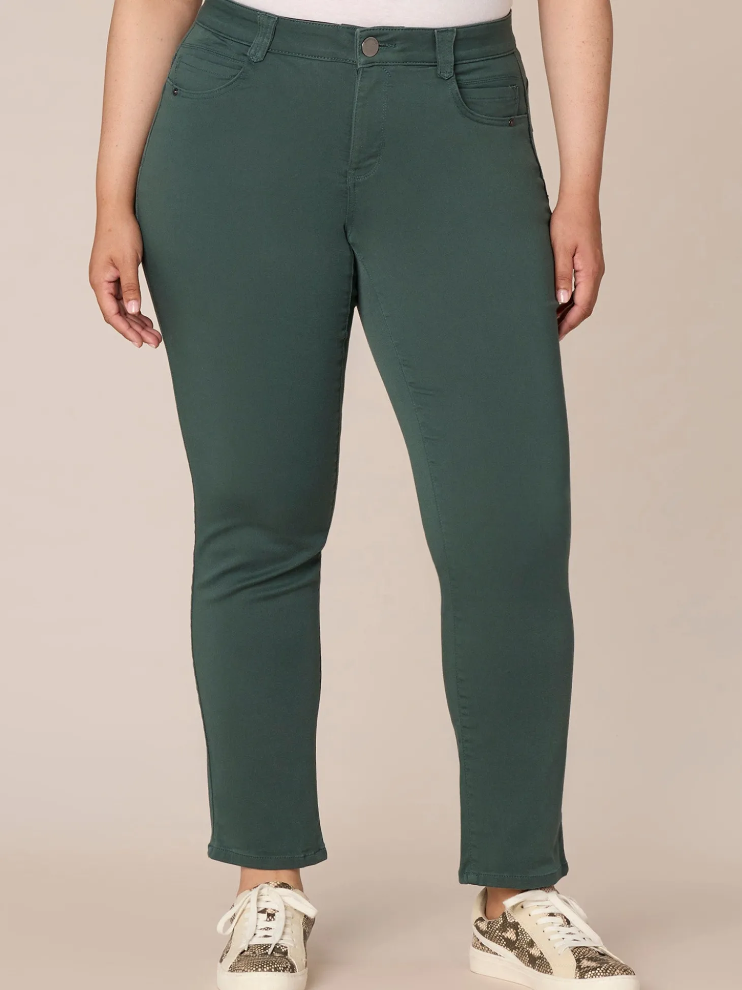 "Ab"solution® Mid-Rise Booty Lift Straight Leg Plus Size Colored Jeans
