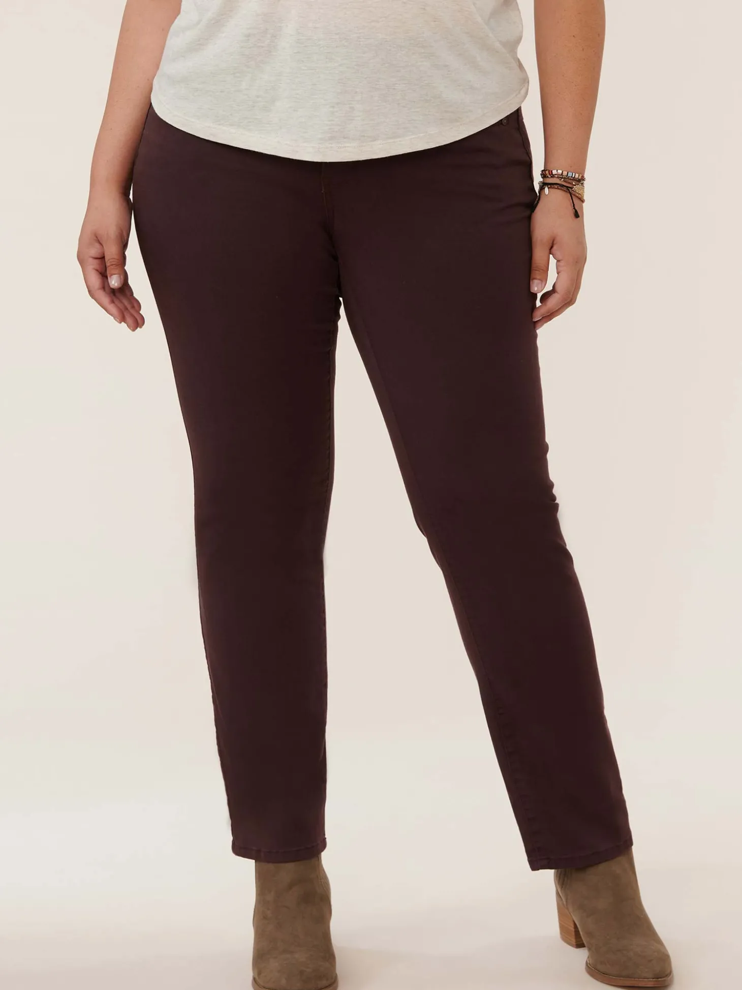 "Ab"solution® Mid-Rise Booty Lift Straight Leg Plus Size Colored Jeans