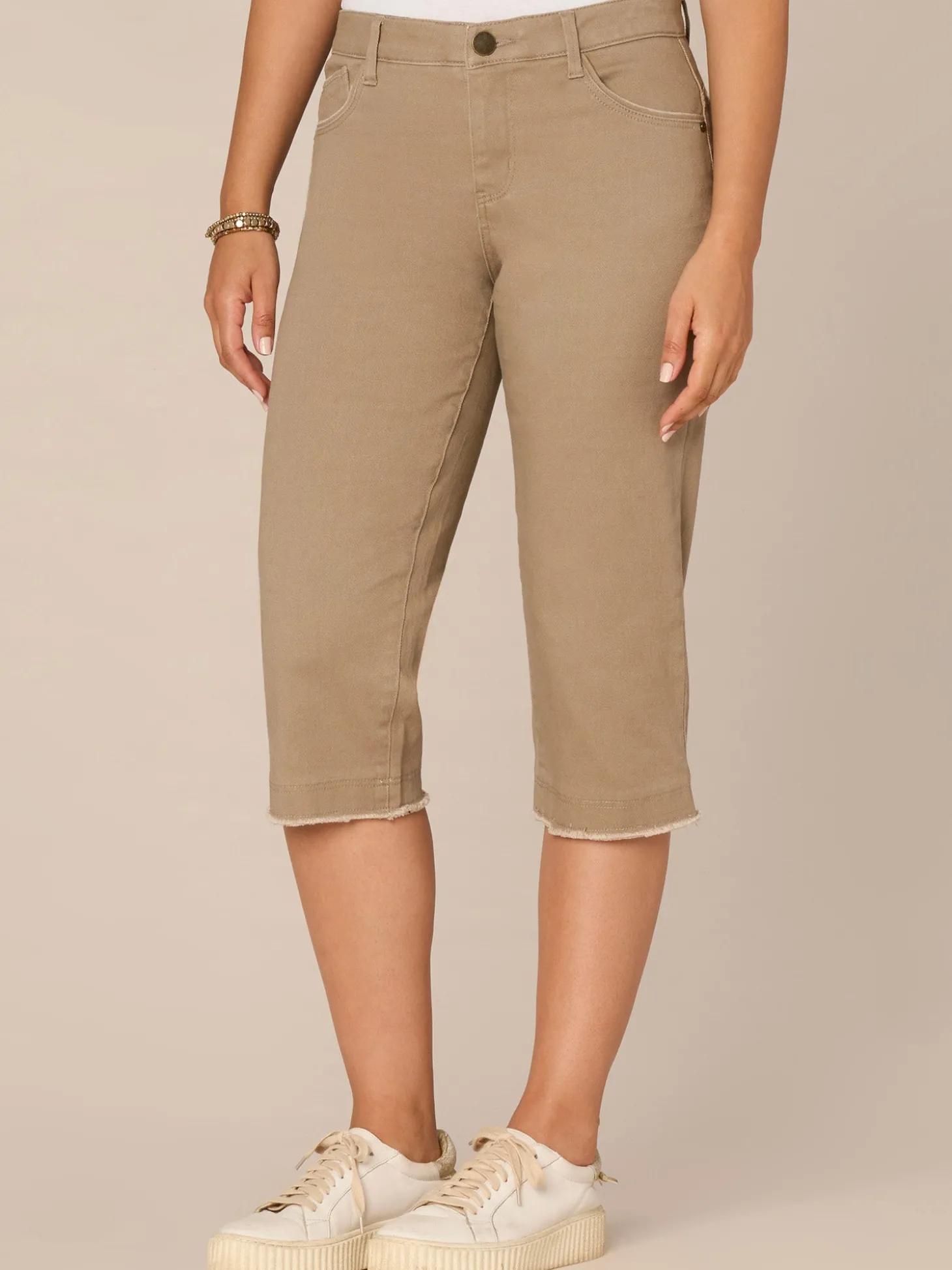 "Ab"solution Mid-Rise Fray Hem Skimmer Pant