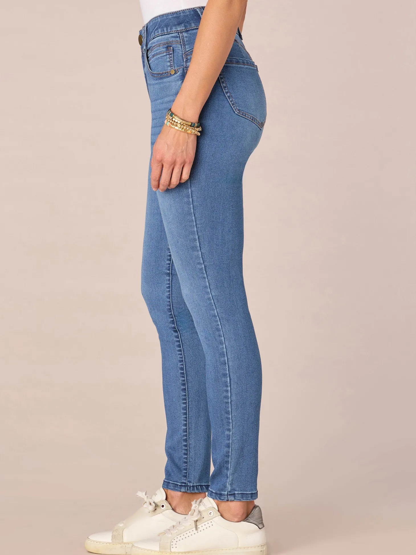 "Ab"solution Mid-Rise Jegging Petite Jeans