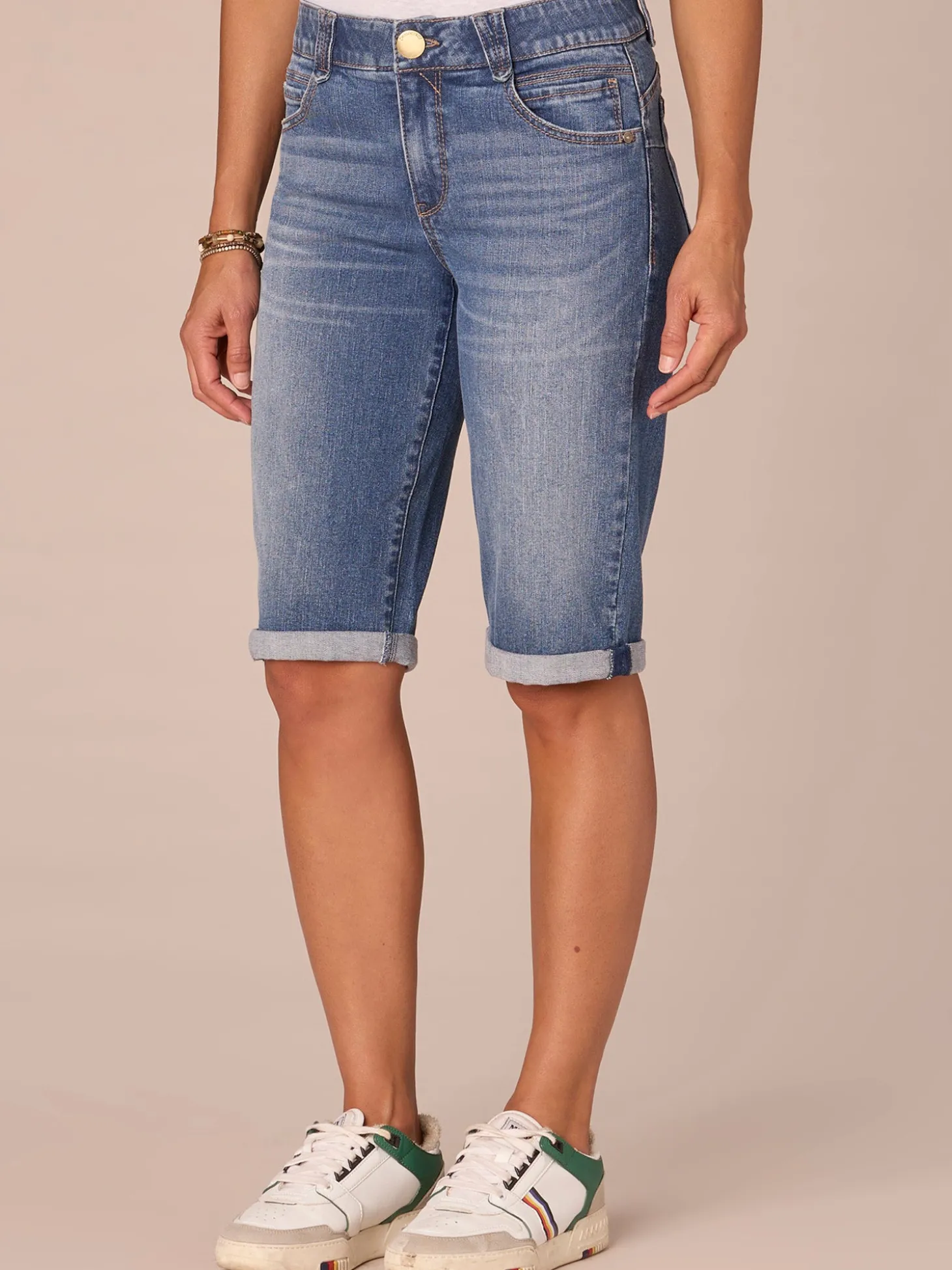 "Ab"solution Mid-Rise Petite Bermuda Shorts with Angled Dart Seams