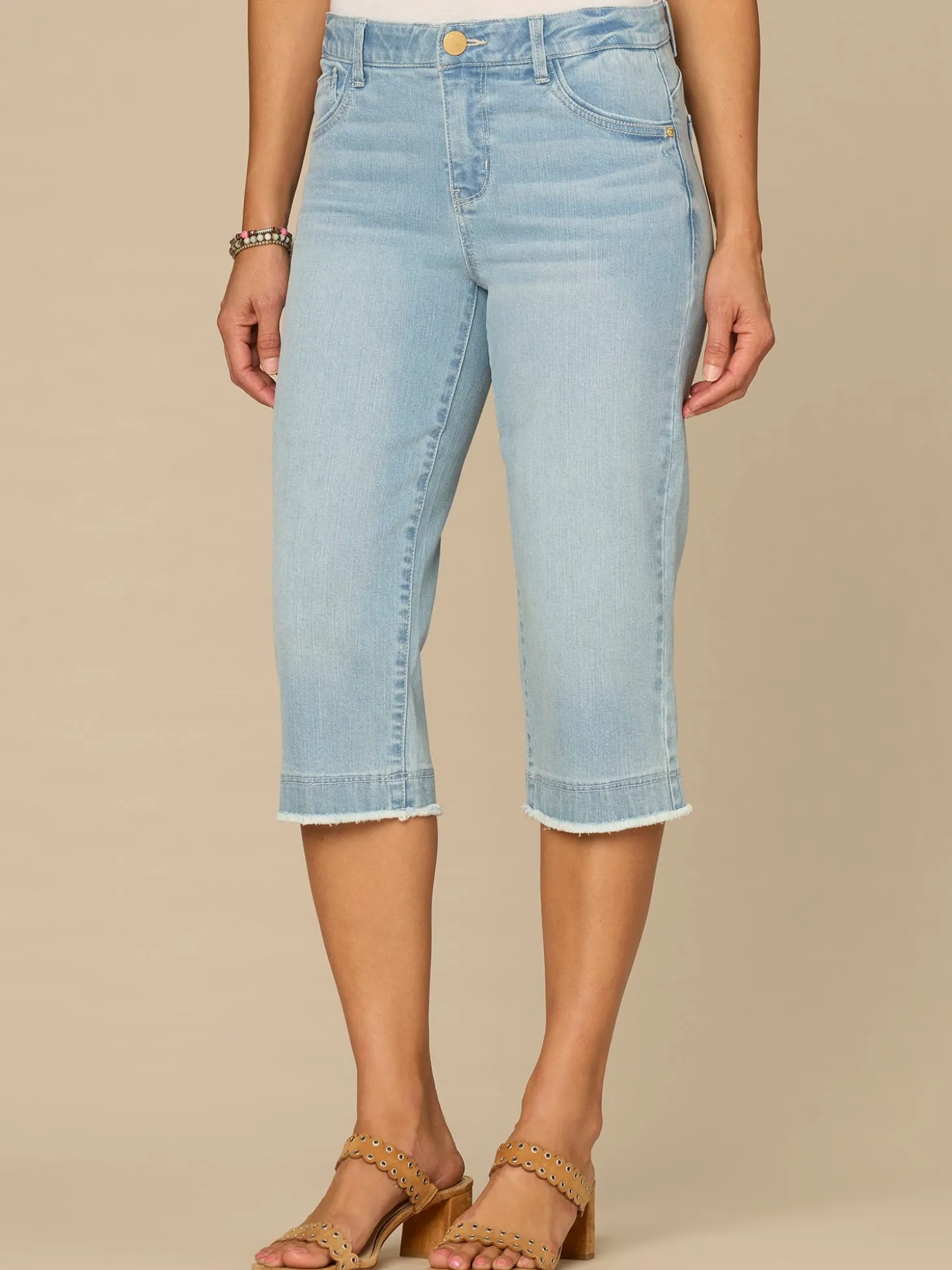 “Ab”solution® Mid-Rise Powder Blue Fray Hem Petite Skimmer Jeans