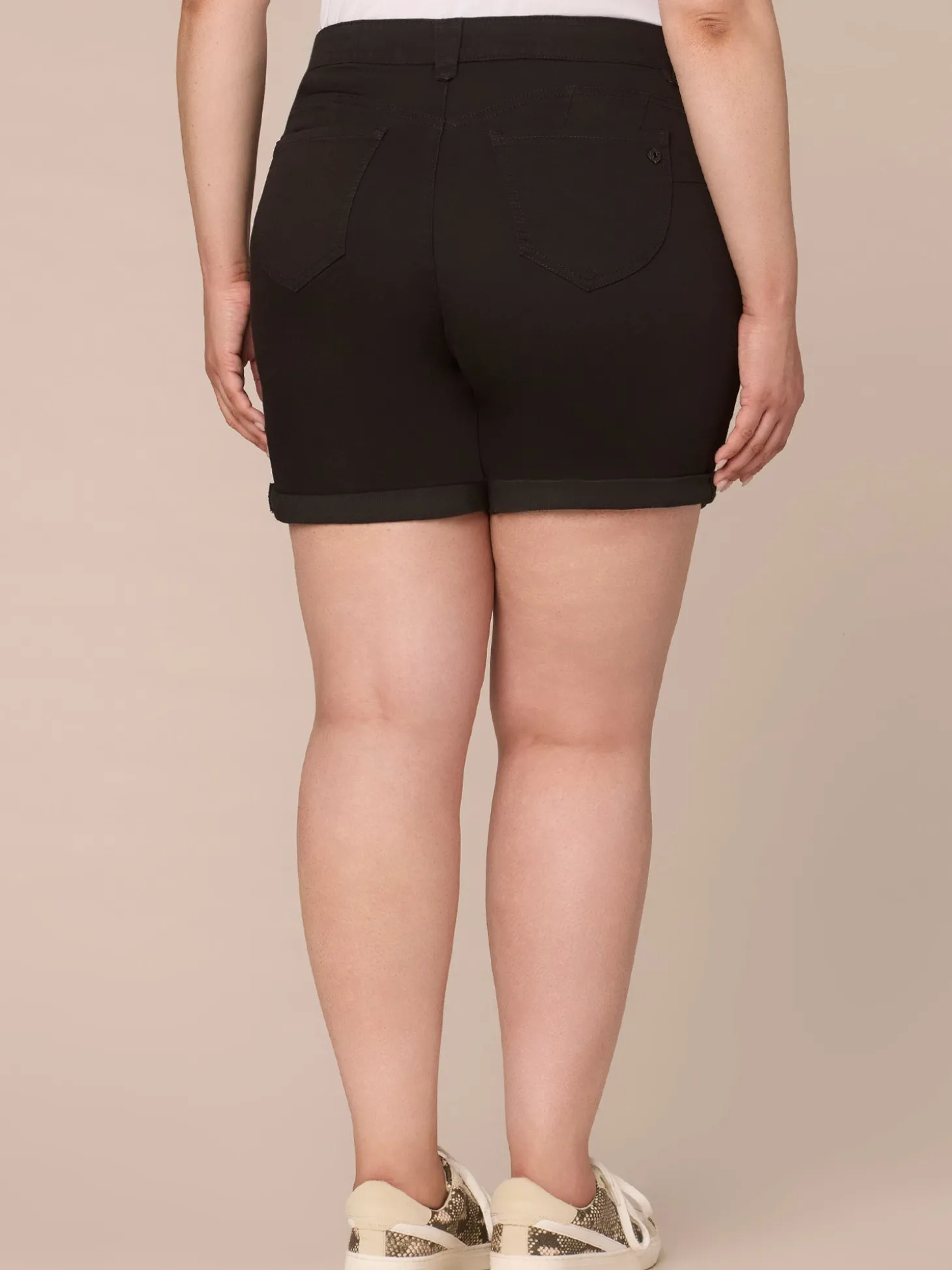 "Ab"solution Plus Size High Rise Short with 7" Inseam