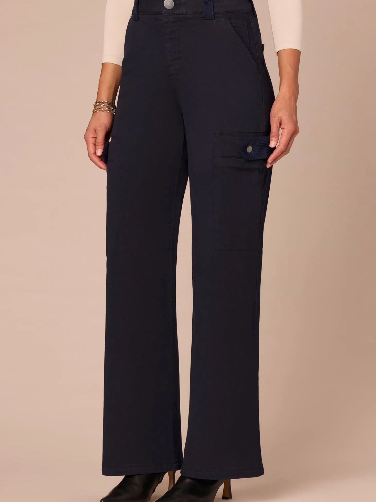 "Ab"solution® Skyrise Corduroy Contrast Petite Wide Leg Jeans