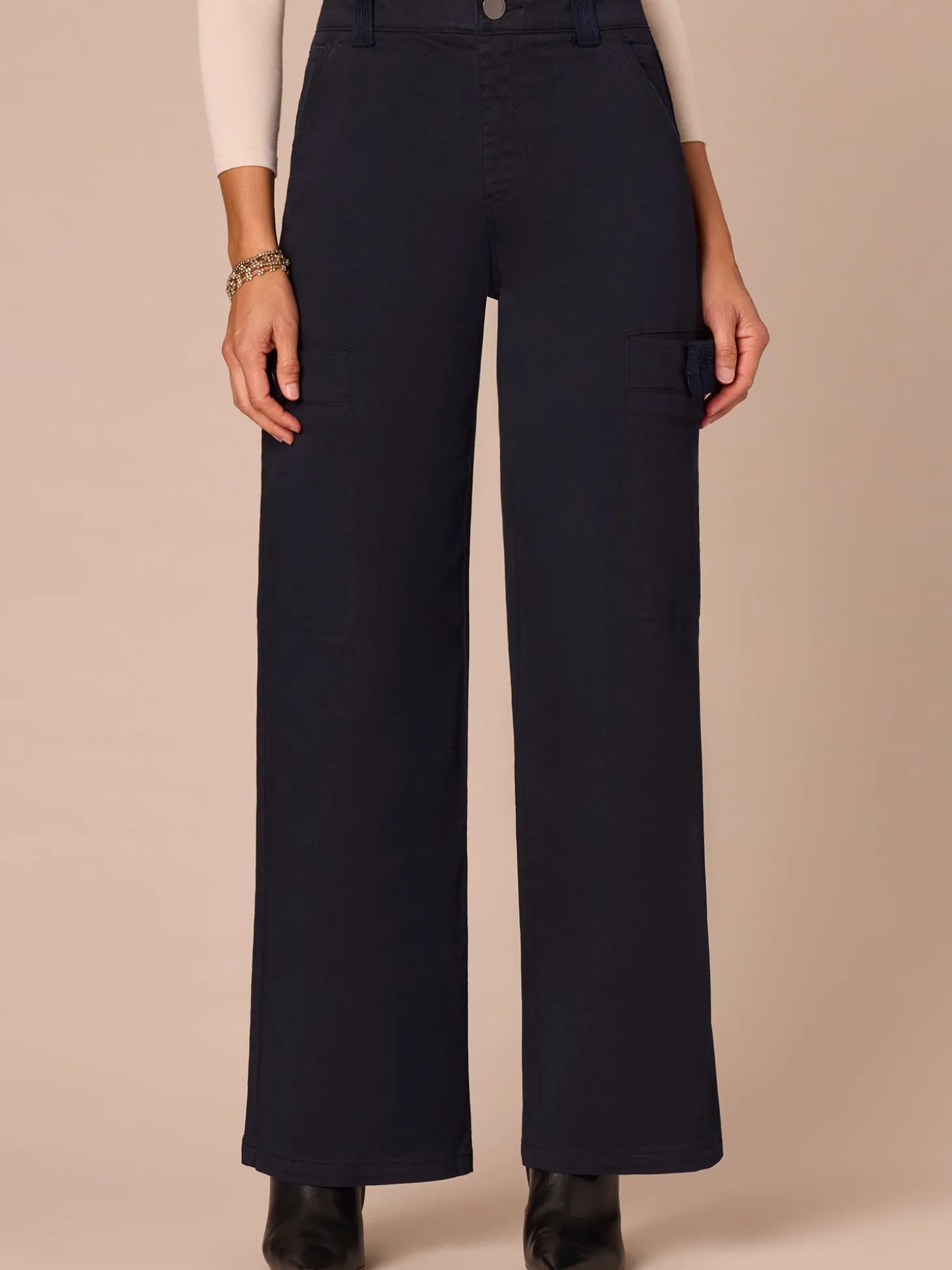 "Ab"solution® Skyrise Corduroy Contrast Petite Wide Leg Jeans