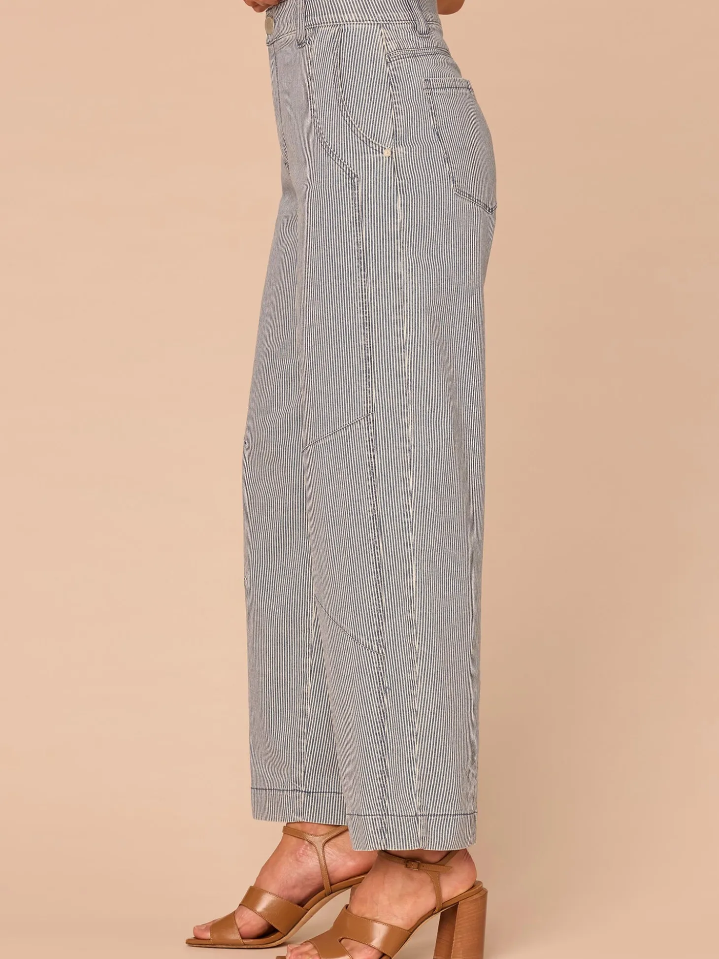 “Ab”solution® Skyrise Dart Panel Relaxed Barrel Leg Jean with Snap Hem