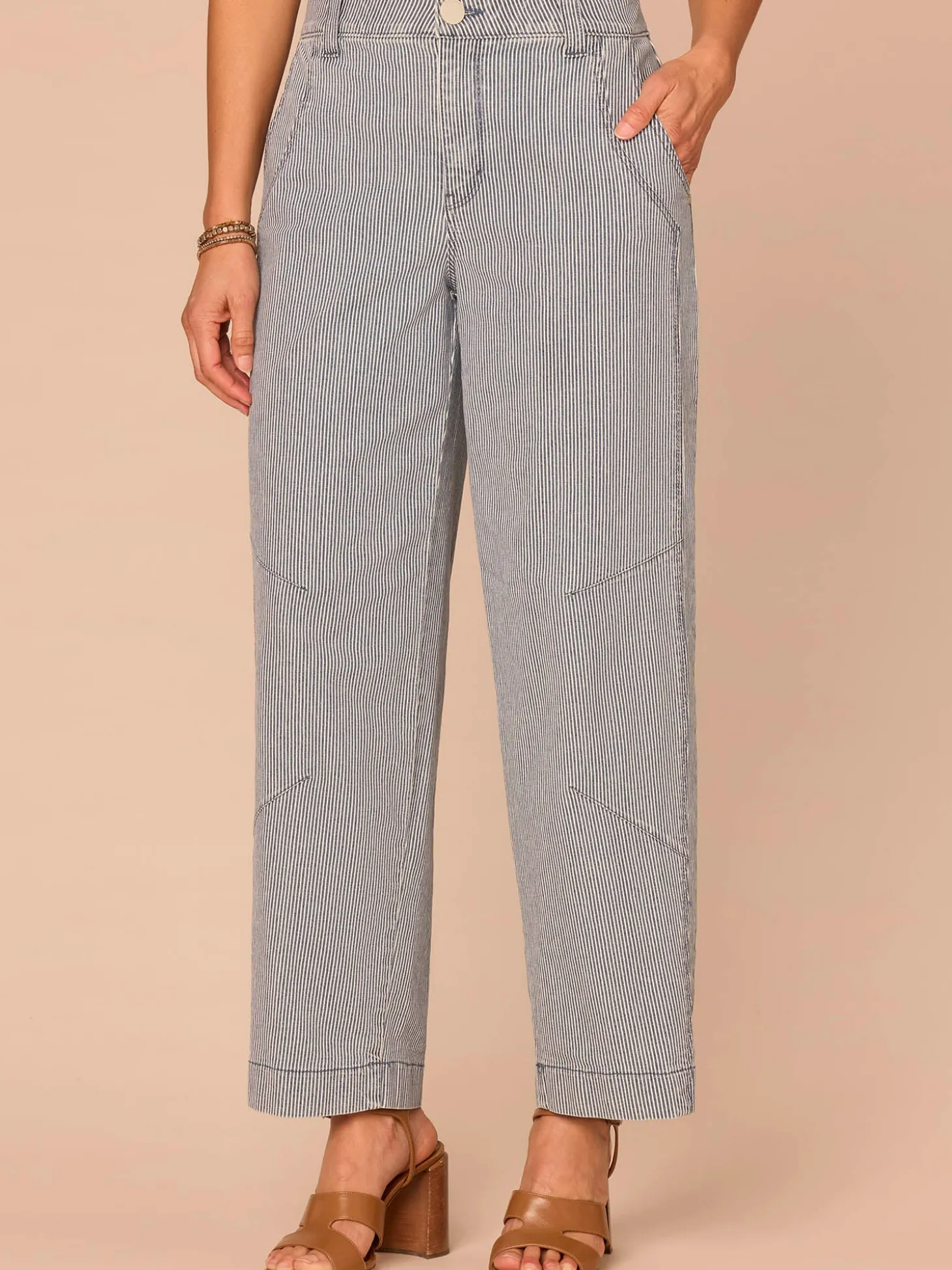 “Ab”solution® Skyrise Dart Panel Relaxed Barrel Leg Jean with Snap Hem