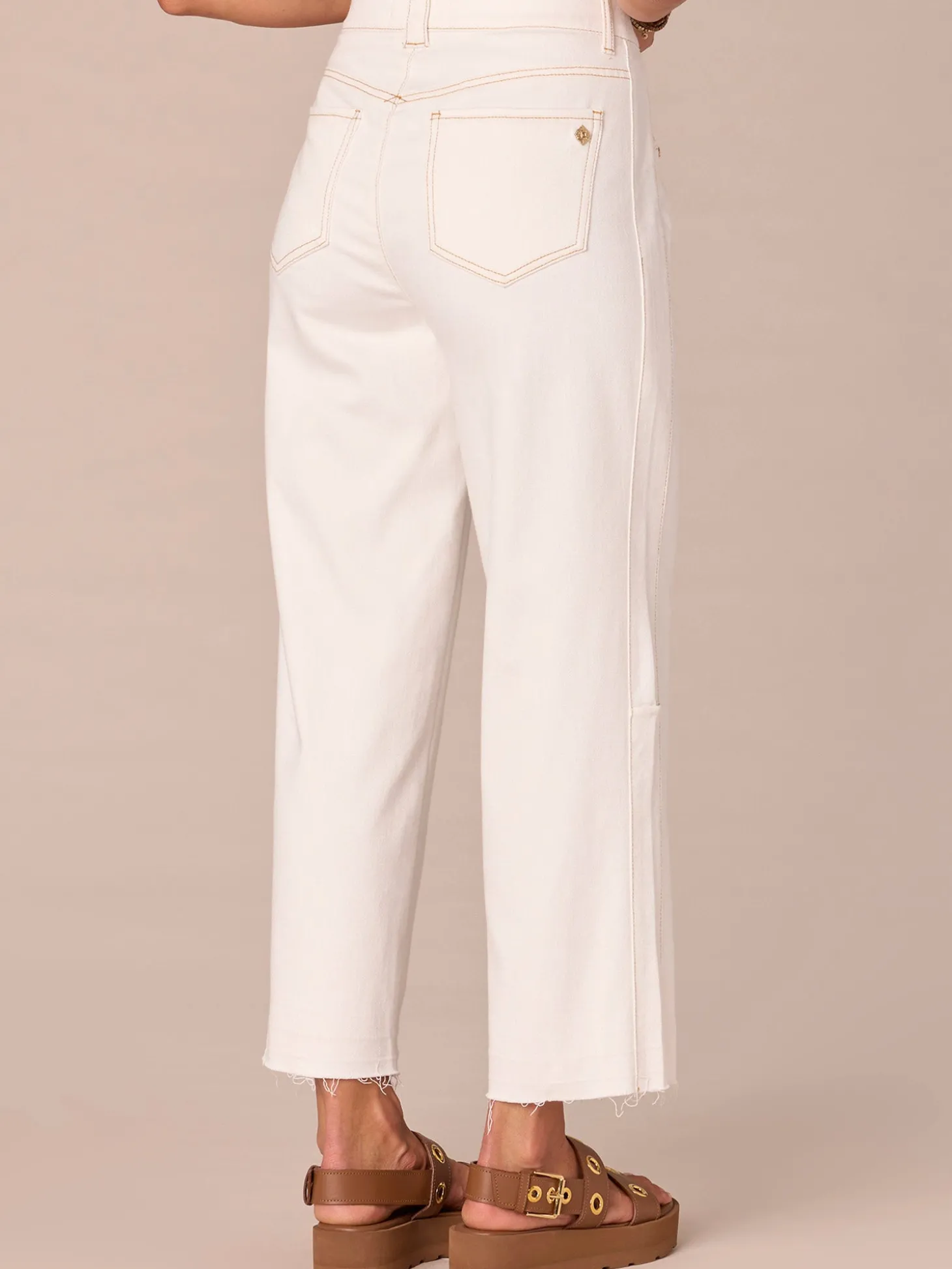 “Ab”solution® Skyrise Fray Hem Petite Relaxed Straight Leg Jean