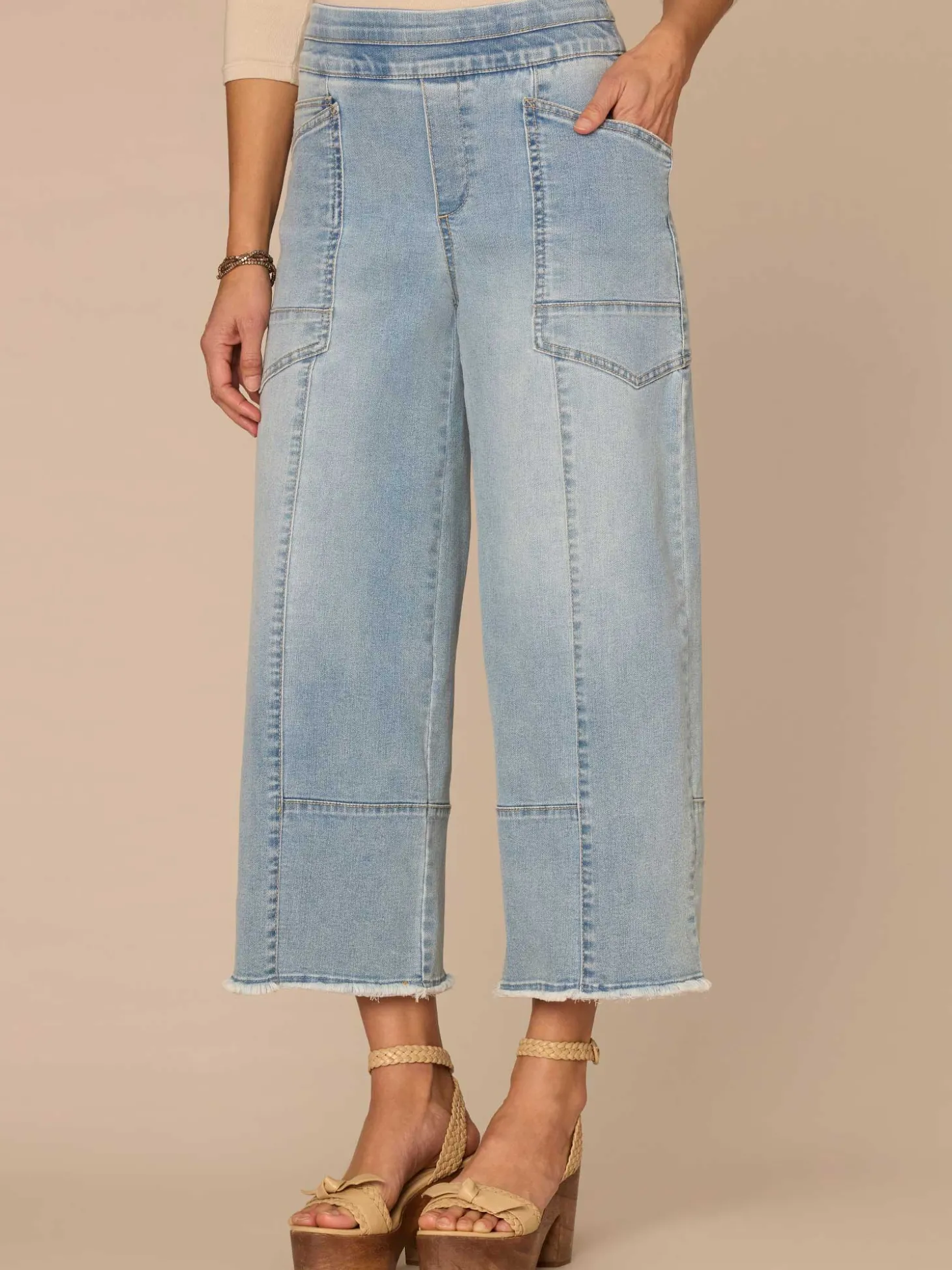 "Ab"solution® Skyrise Glider Cropped Fray Hem Petite Wide Leg Jeans
