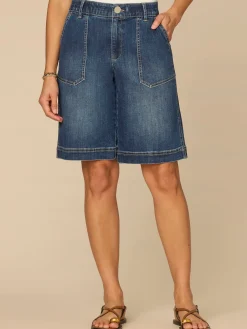 “Ab”solution® Skyrise Lemon Embroidered Pocket Petite Bermuda Short
