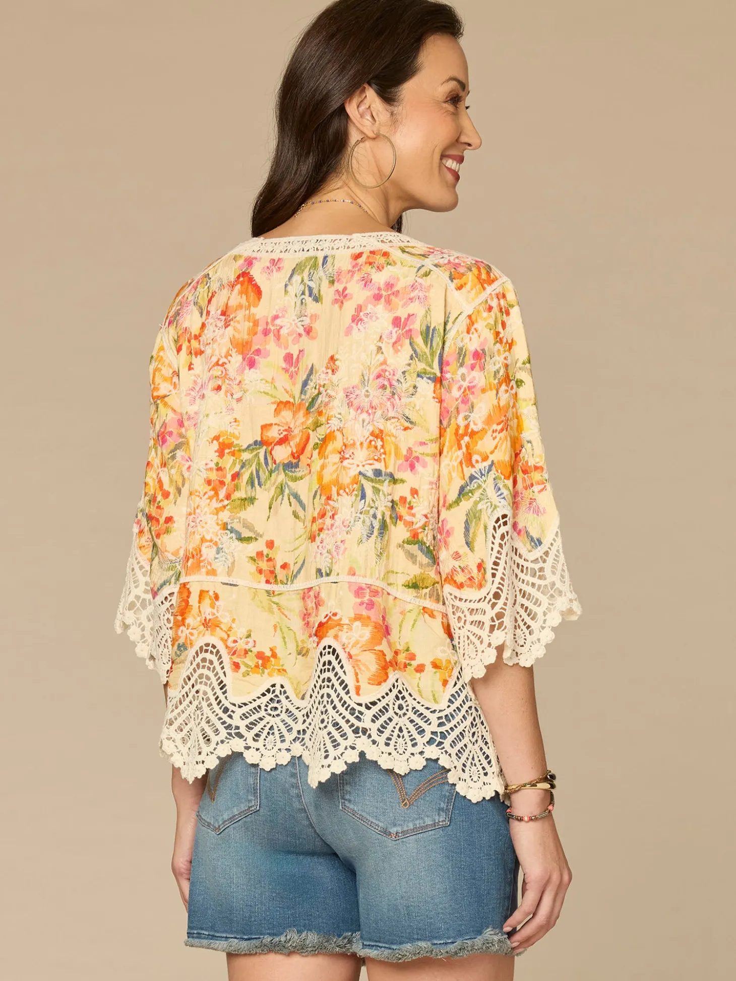 Below Elbow Sleeve V-Notch Neck Scallop Edge Peplum Hem Woven Top