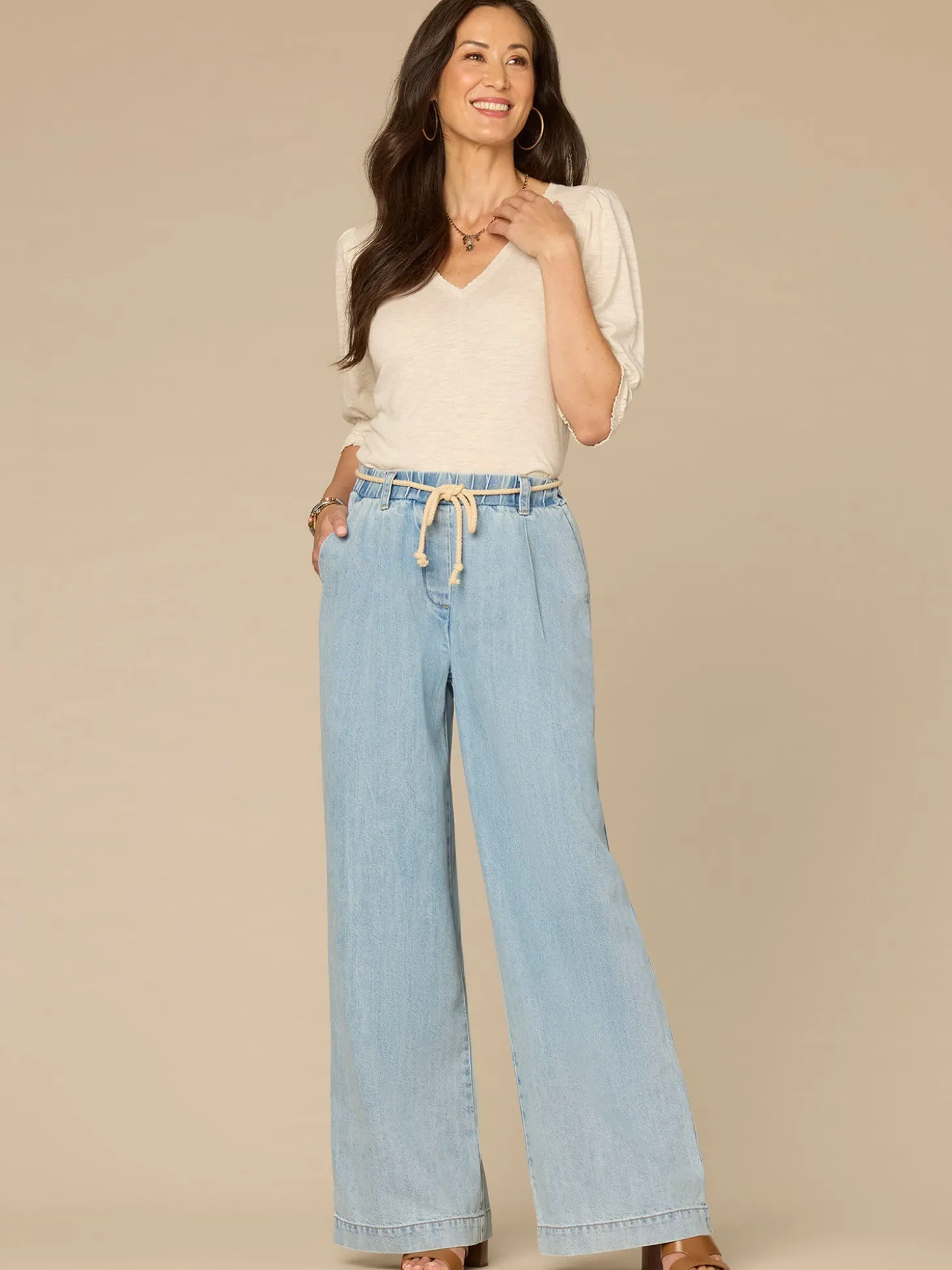 Elbow Blouson Sleeve Scallop V-Neck Smocked Plus Size Knit Top