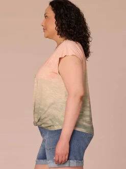 Extended Cap Sleeve Scoop Neck Knot Hem Printed Plus Size Knit Top