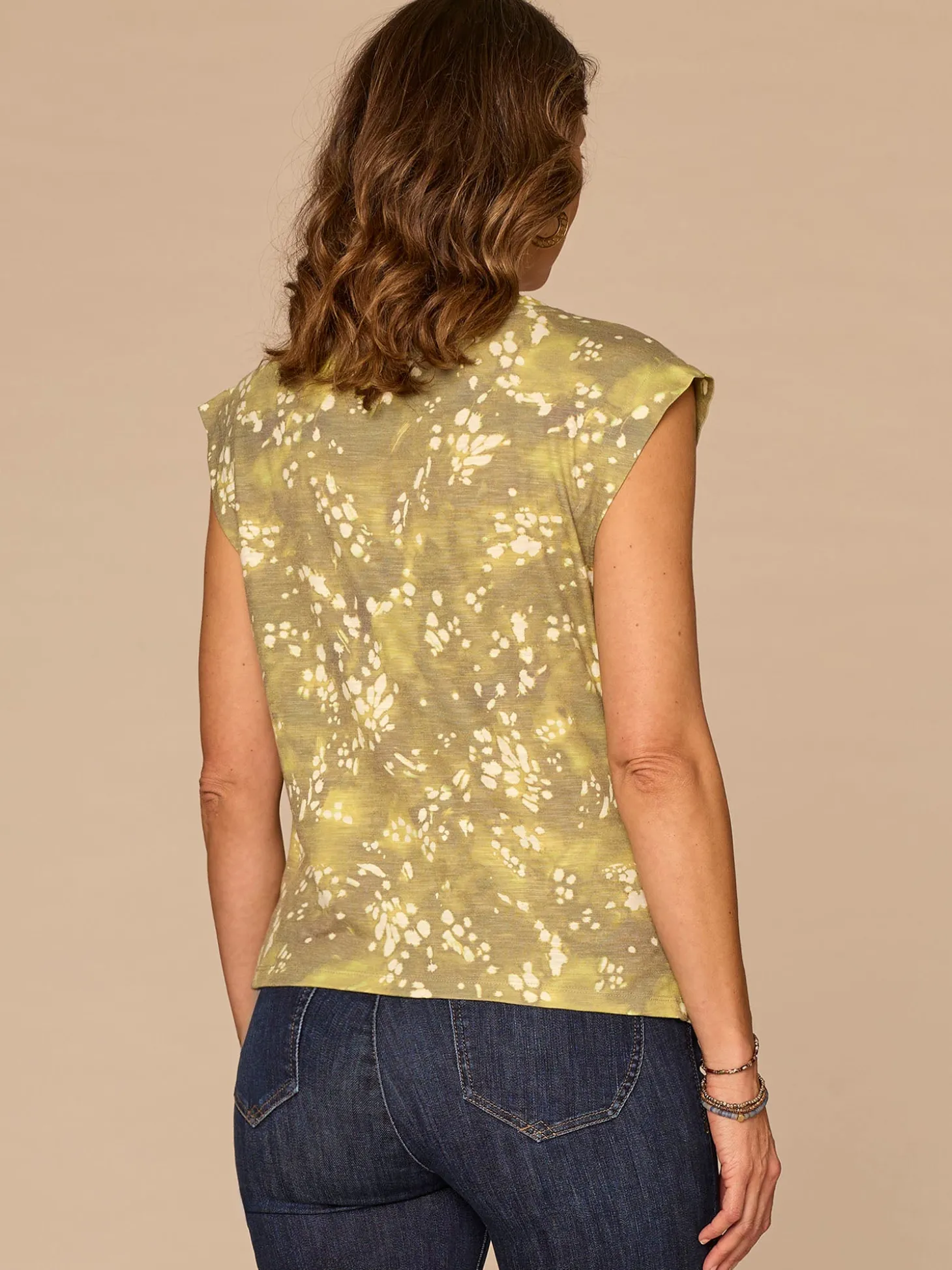 Extended Origami Cap Sleeve Scoop Neck Ruched Side Abstract Print Knit