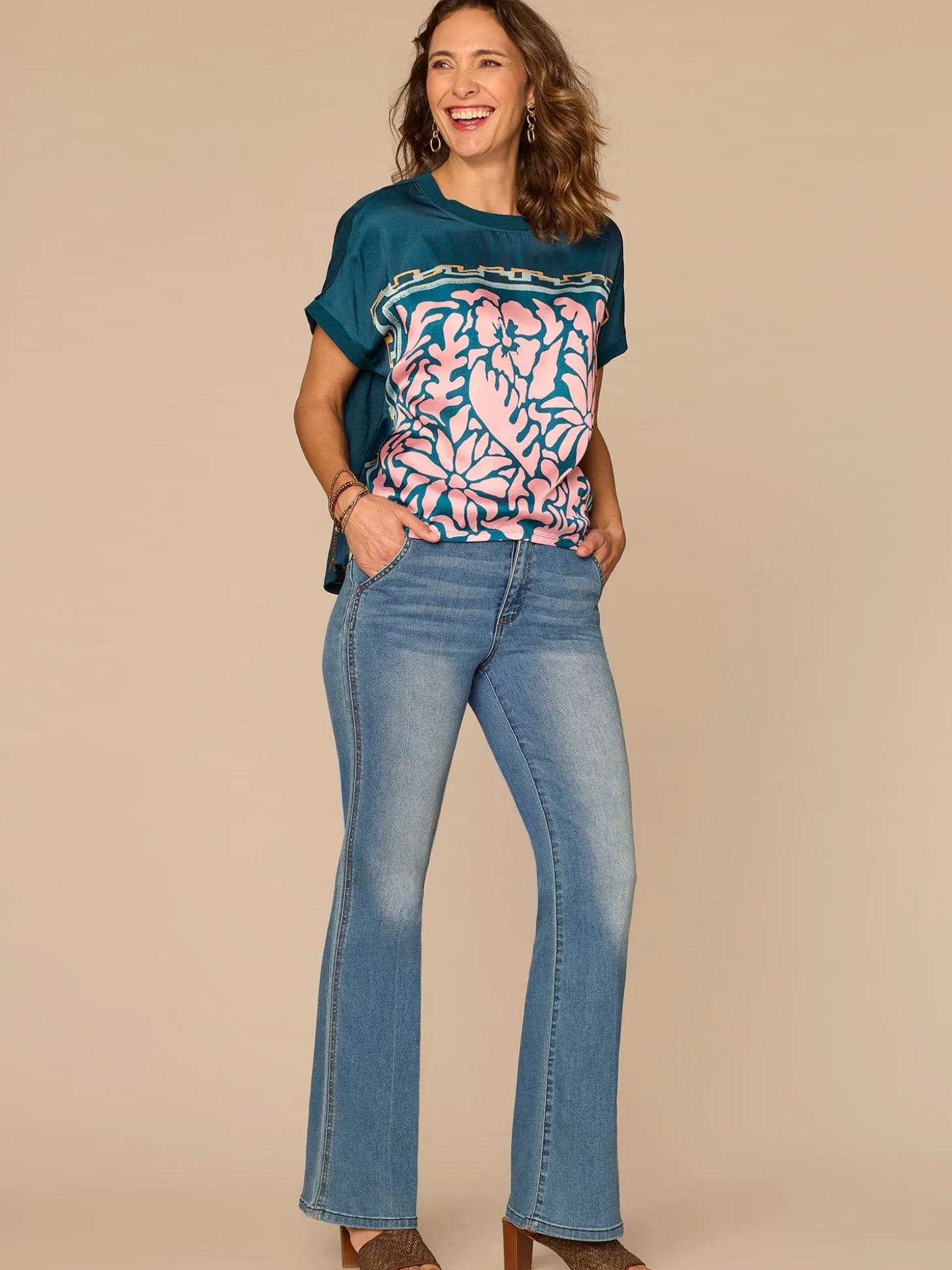 Extended Short Sleeve Scoop Neck Placement Print Mixed Media Knit Top