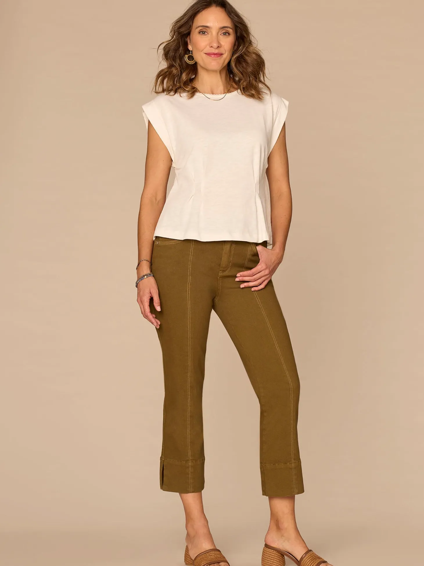 Extended Sleeve Embroidered Scoop Neck Pleated Peplum Knit Top