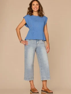 Extended Sleeve Embroidered Scoop Neck Pleated Peplum Knit Top