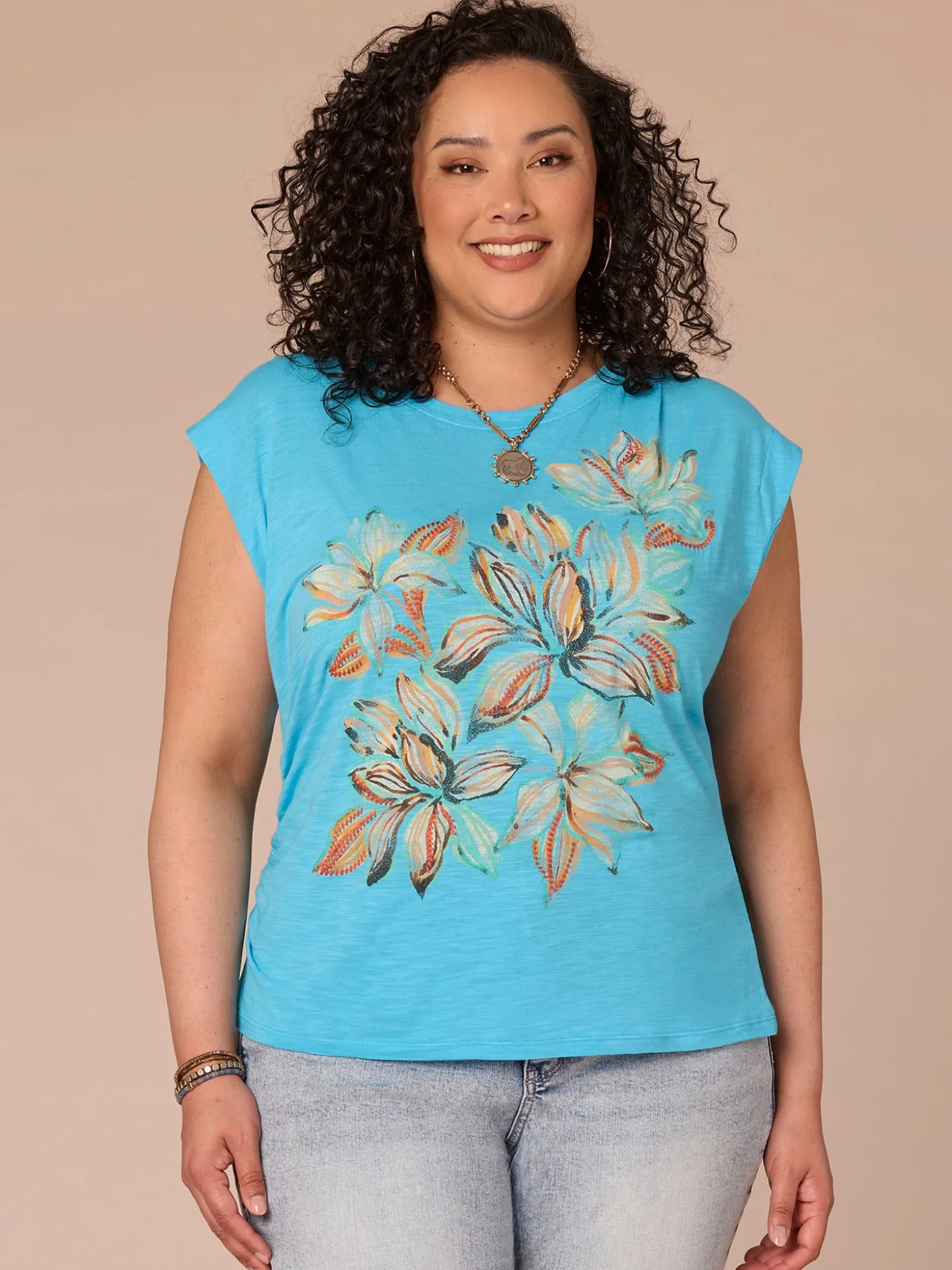 Extended Sleeve Scoop Neck Side Ruched Screen Print Plus Size Knit Top