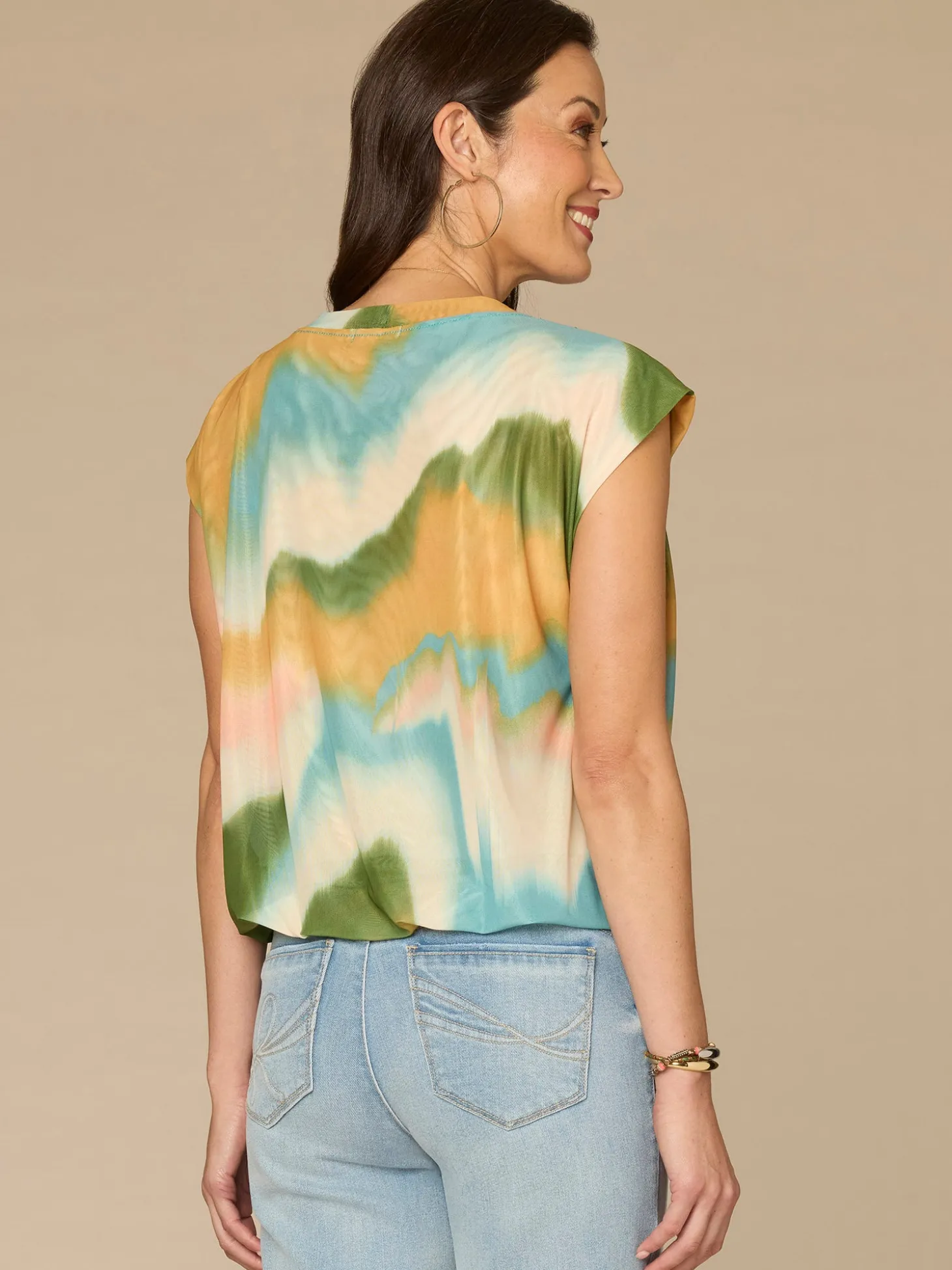 Pleated Cap Sleeve Scoop Neck Bubble Hem Placement Print Knit Top