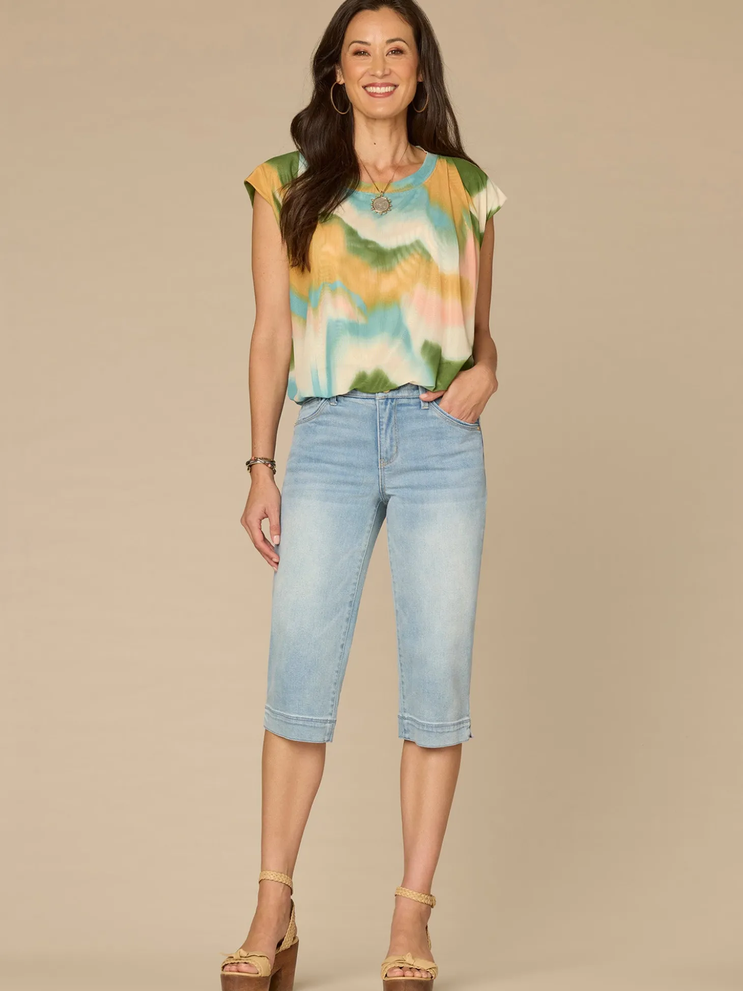 Pleated Cap Sleeve Scoop Neck Bubble Hem Placement Print Knit Top