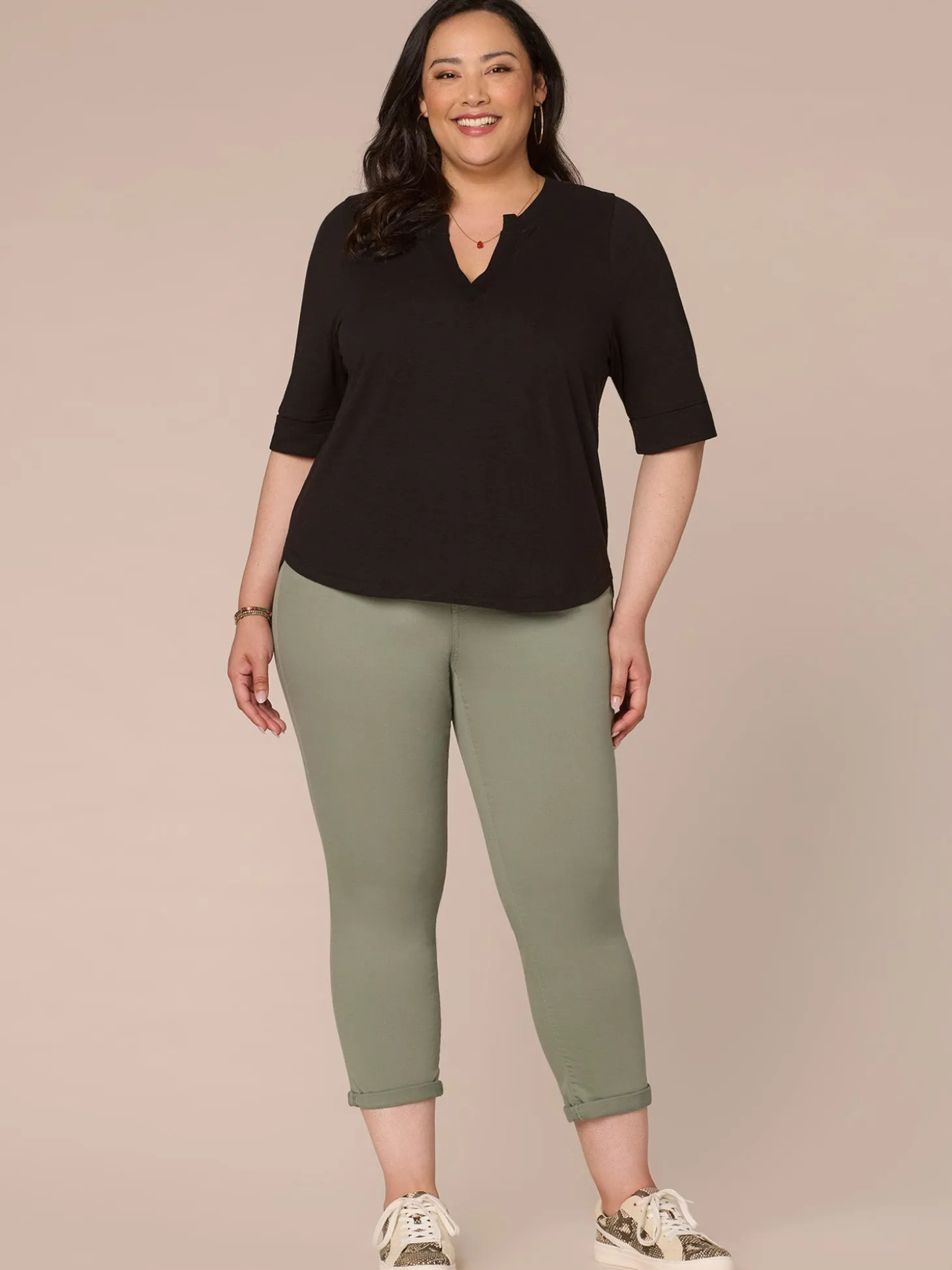 Roll Cuff Sleeve Round Split V-Neck Surplus Hem Plus Size Knit Top