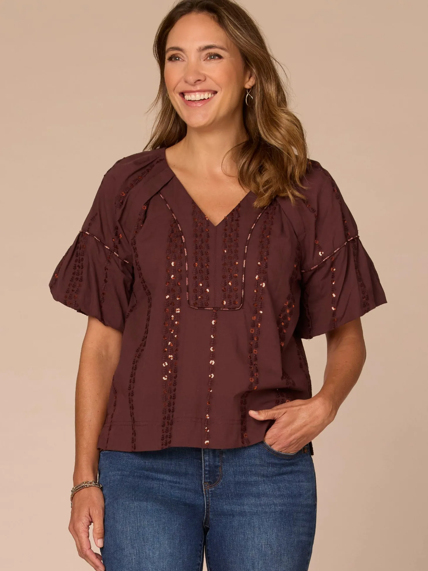 Short Bubble Sleeve Spliced V-Neck Embroidered Woven Top