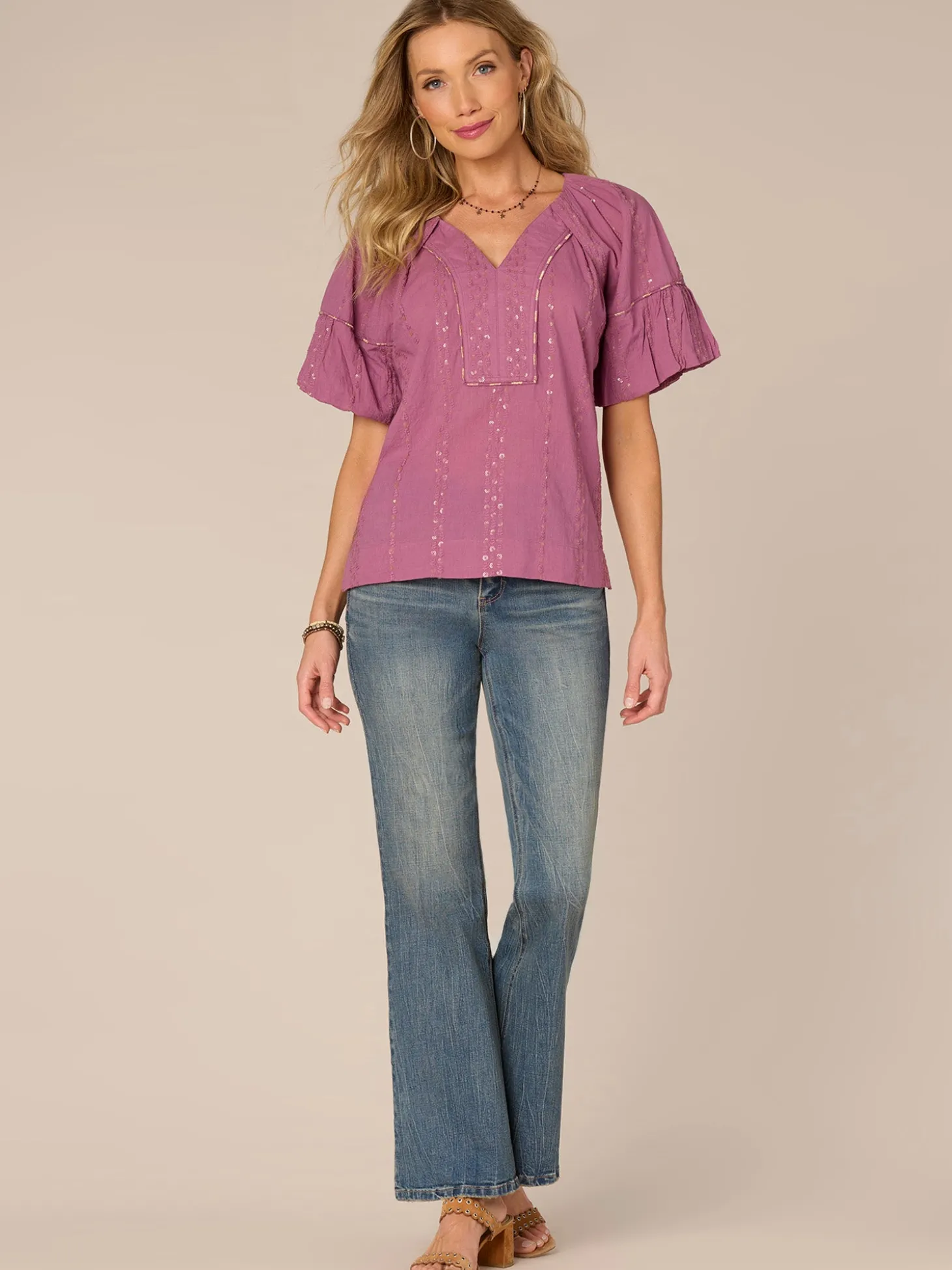 Short Bubble Sleeve Spliced V-Neck Embroidered Woven Top
