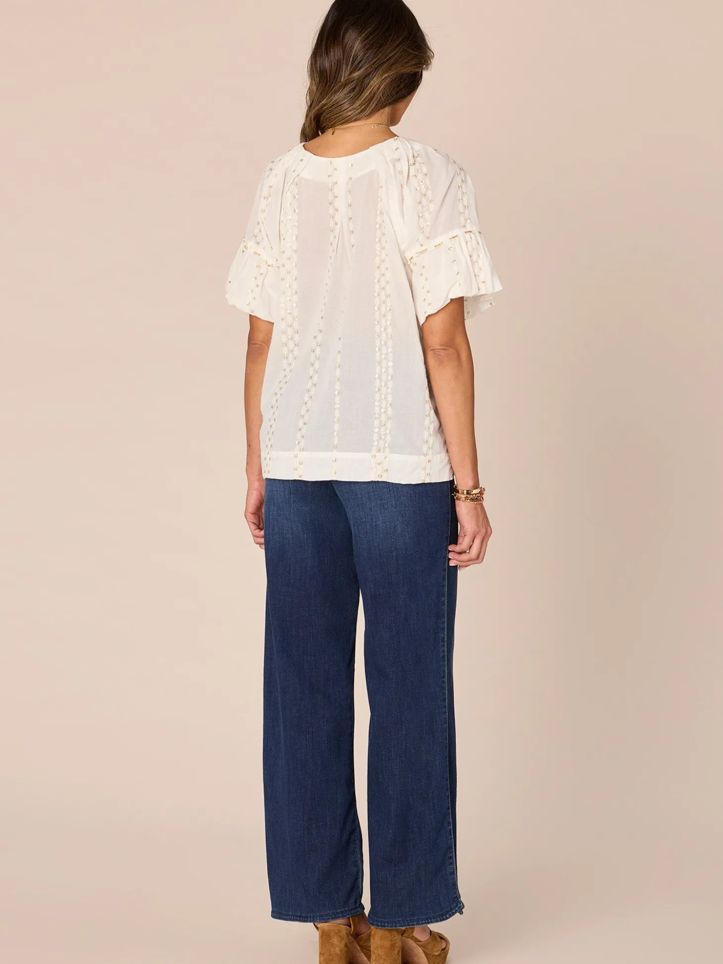 Short Bubble Sleeve Spliced V-Neck Embroidered Woven Top
