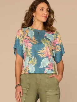 Short Dolman Sleeve Scallop Scoop Neck Placement Print Knit Top
