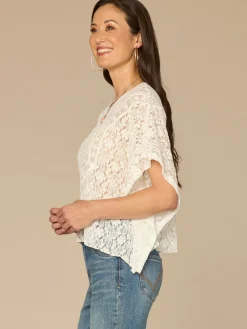 Short Sleeve Scoop Neck All Over Lace Petite Knit Poncho