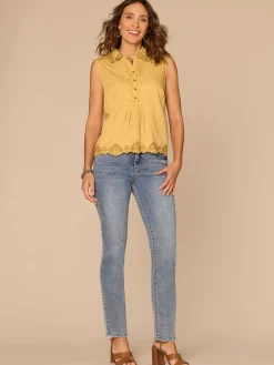 Sleeveless Collared Scallop Embroidered Half Placket Petite Woven Top