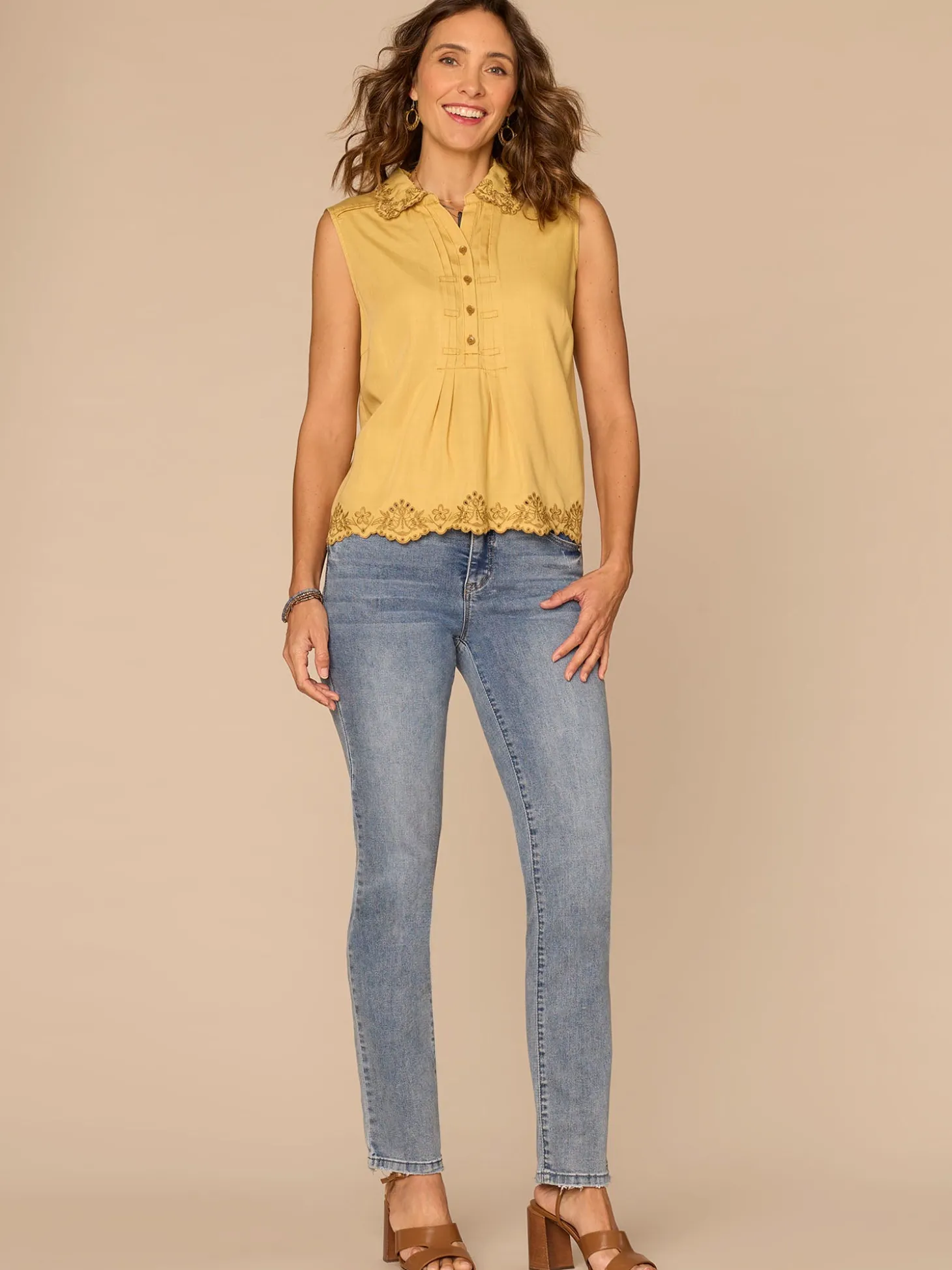 Sleeveless Collared Scallop Embroidered Half Placket Petite Woven Top
