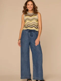 Sleeveless Round Neck Metallic Chevron Stripe Petite Sweater Top