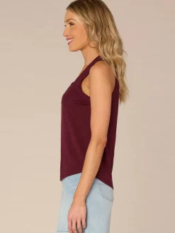 Sleeveless Sweetheart Neck Shell Tuck Embroidered Knit Tank Top