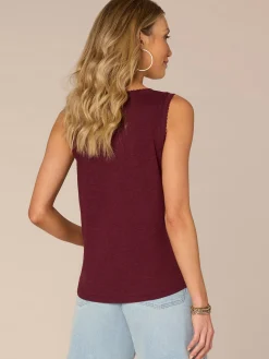 Sleeveless Sweetheart Neck Shell Tuck Embroidered Knit Tank Top