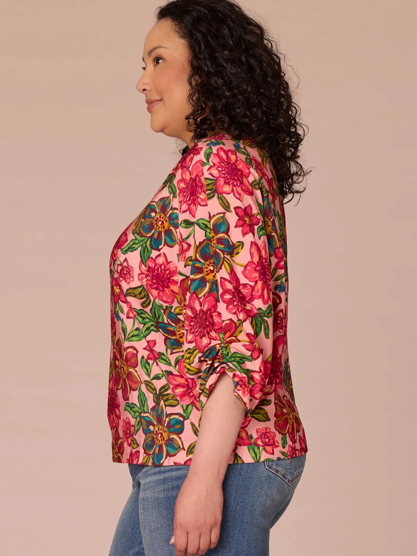 Three Quarter Kimono Sleeve V-Neck Floral Print Plus Size Woven Top