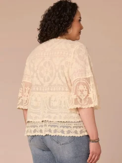 Three Quarter Sleeve Scoop Neck Peplum Plus Size Woven Top