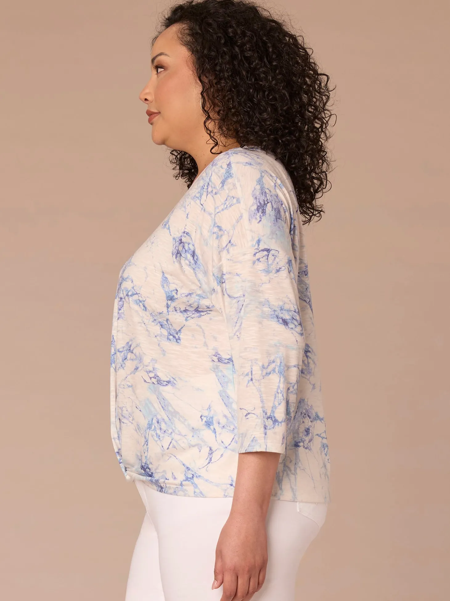 Three Quarter Sleeve Scoop Neck Twist Hem Printed Plus Size Knit Top